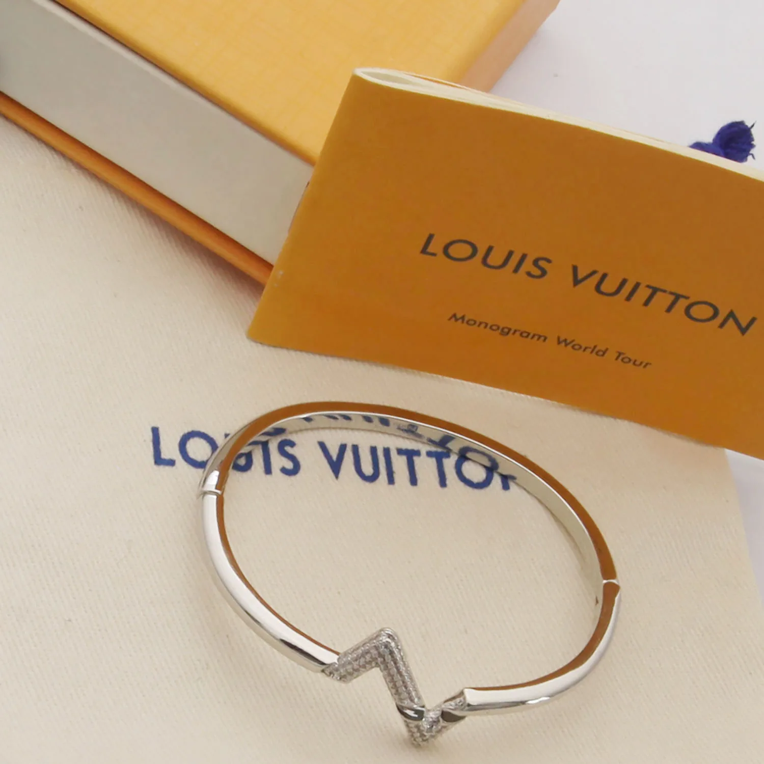 Louis Vuitton Volt