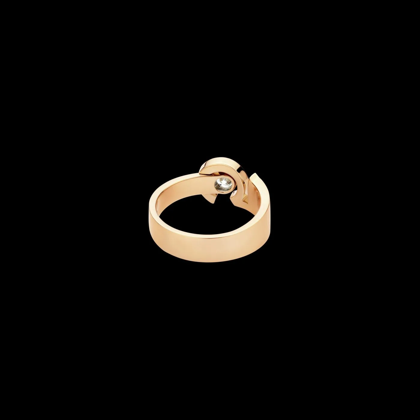 Chanel Eternal N°5 Ring Beige Gold - Image 3