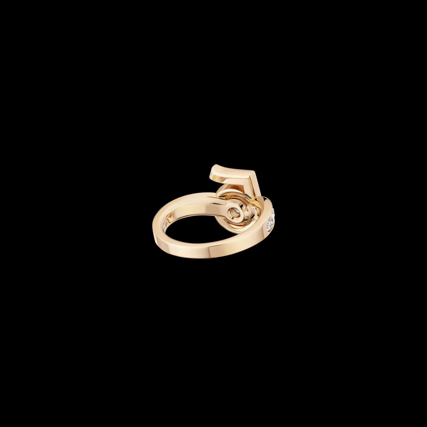 Chanel Eternal N°5 Ring Beige Gold - Image 3