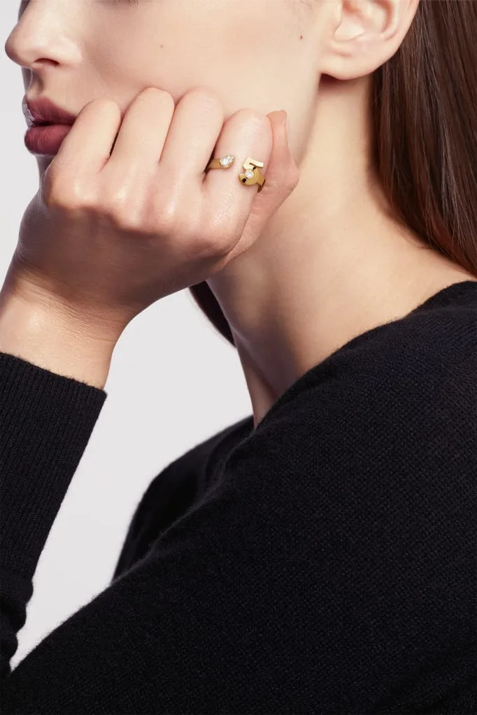 Alternative view of Chanel Extrait De N°5 Ring Yellow Gold