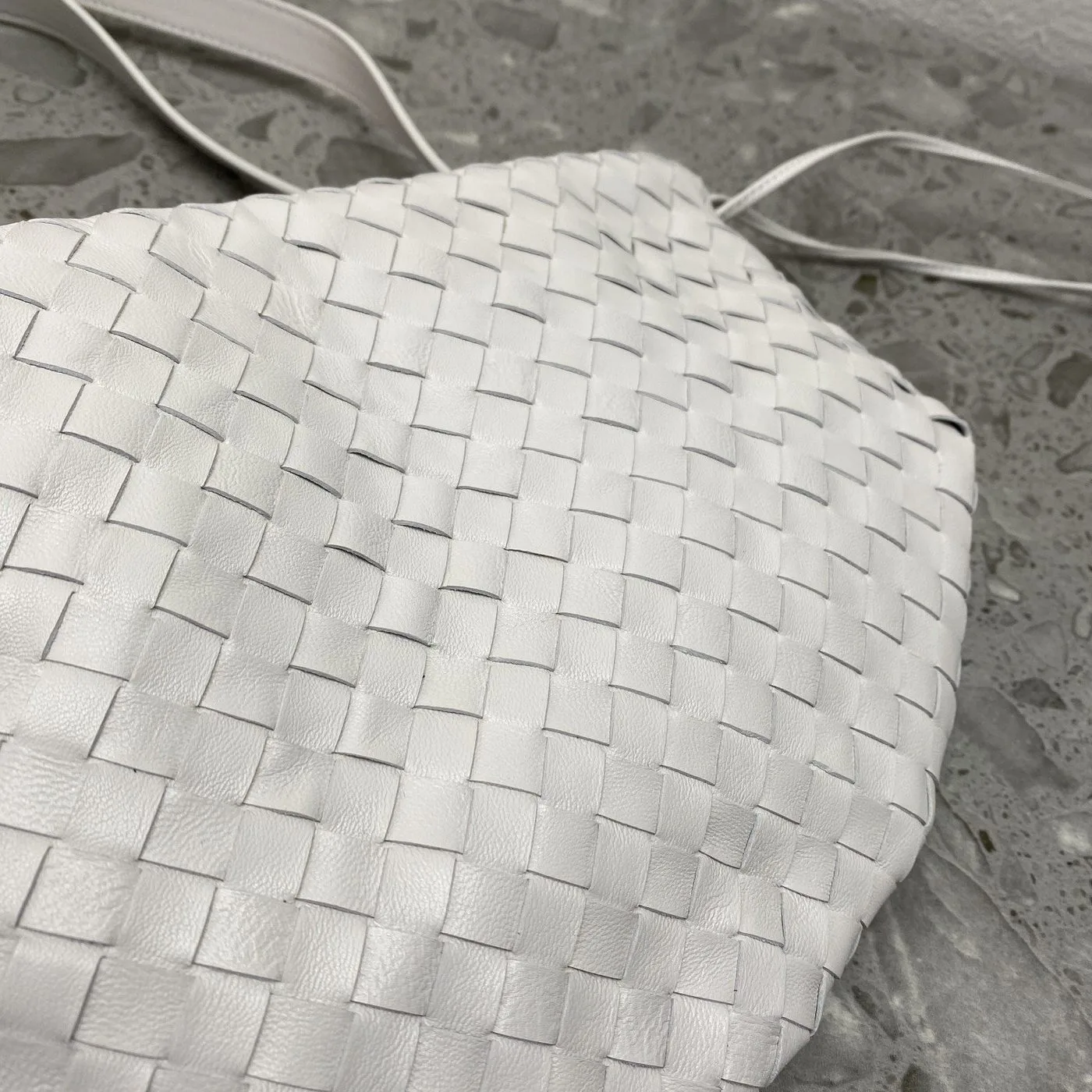 Bottega Veneta Shoulder Bag White - Image 5