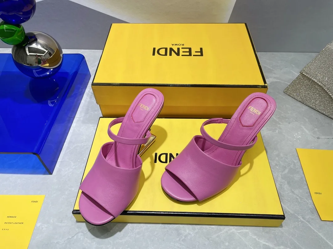 Fendi First Dark Pink High-Heeled Sandals - Image 5
