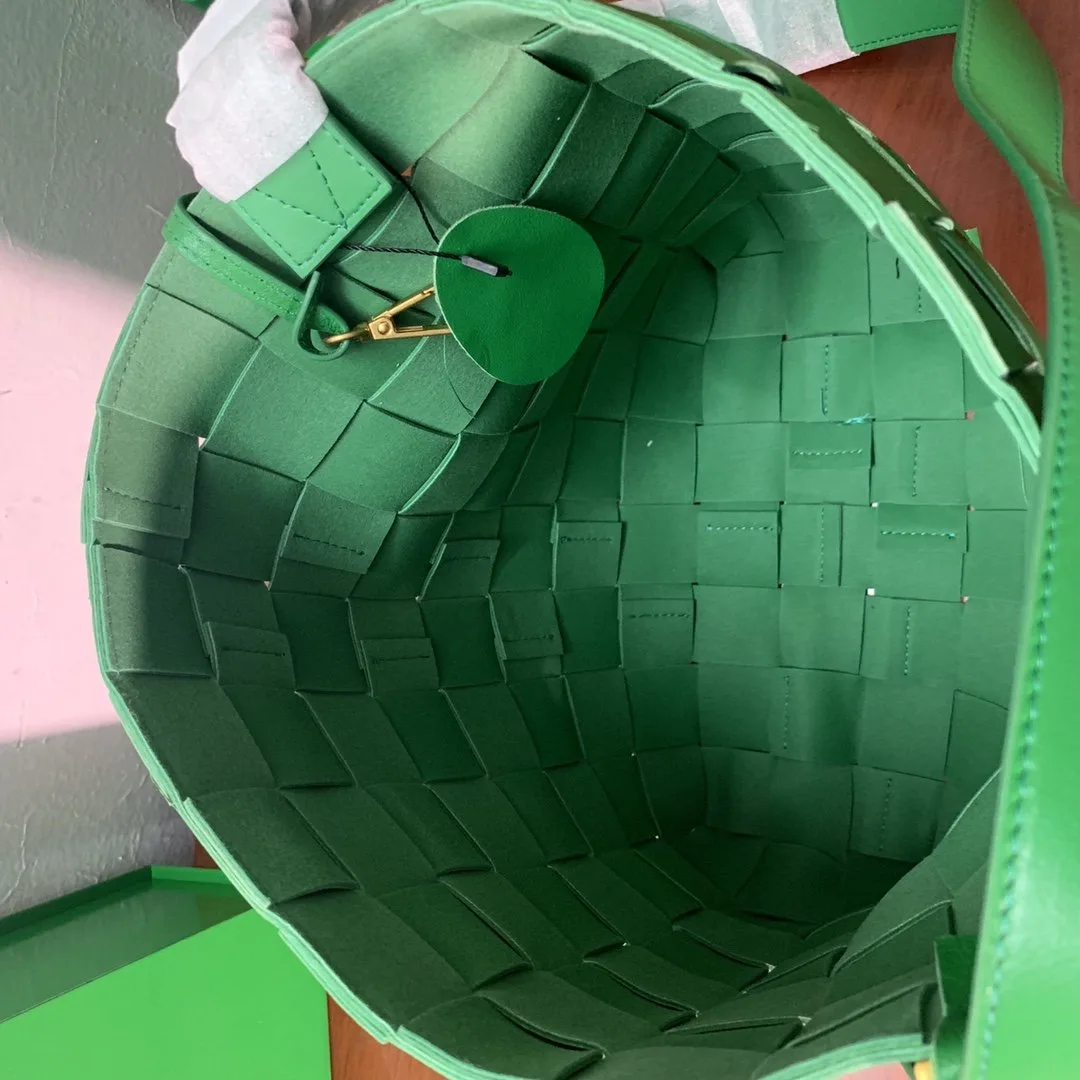 Bottega Veneta Shoulder Bag Nappa Green - Image 5