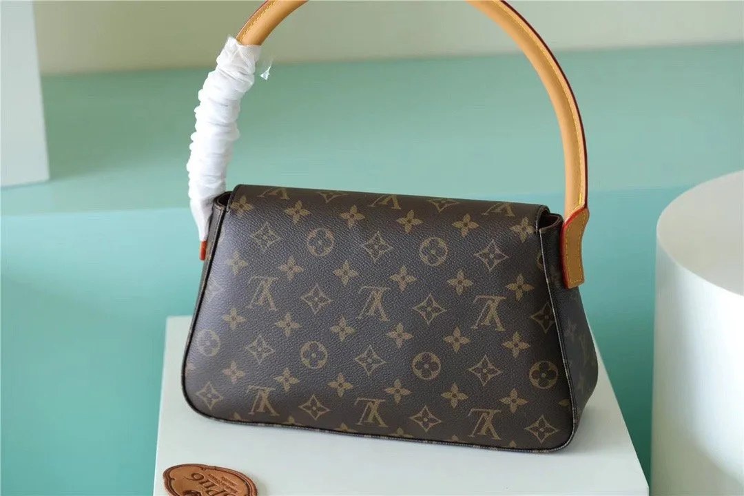Louis Vuitton Mini Looping Flap Shoulder Bag Monogram / Brown LV - Image 2