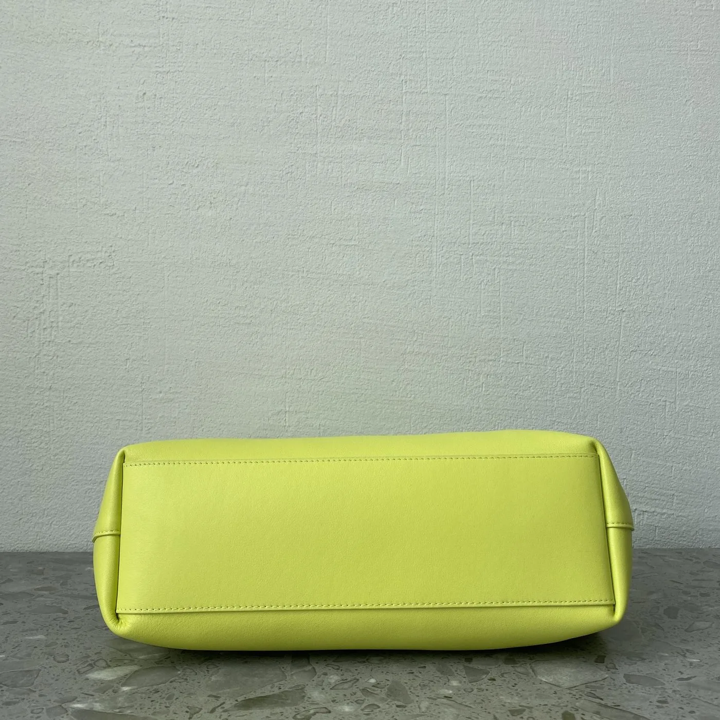 Bottega Veneta Point Light Yellow - Image 4