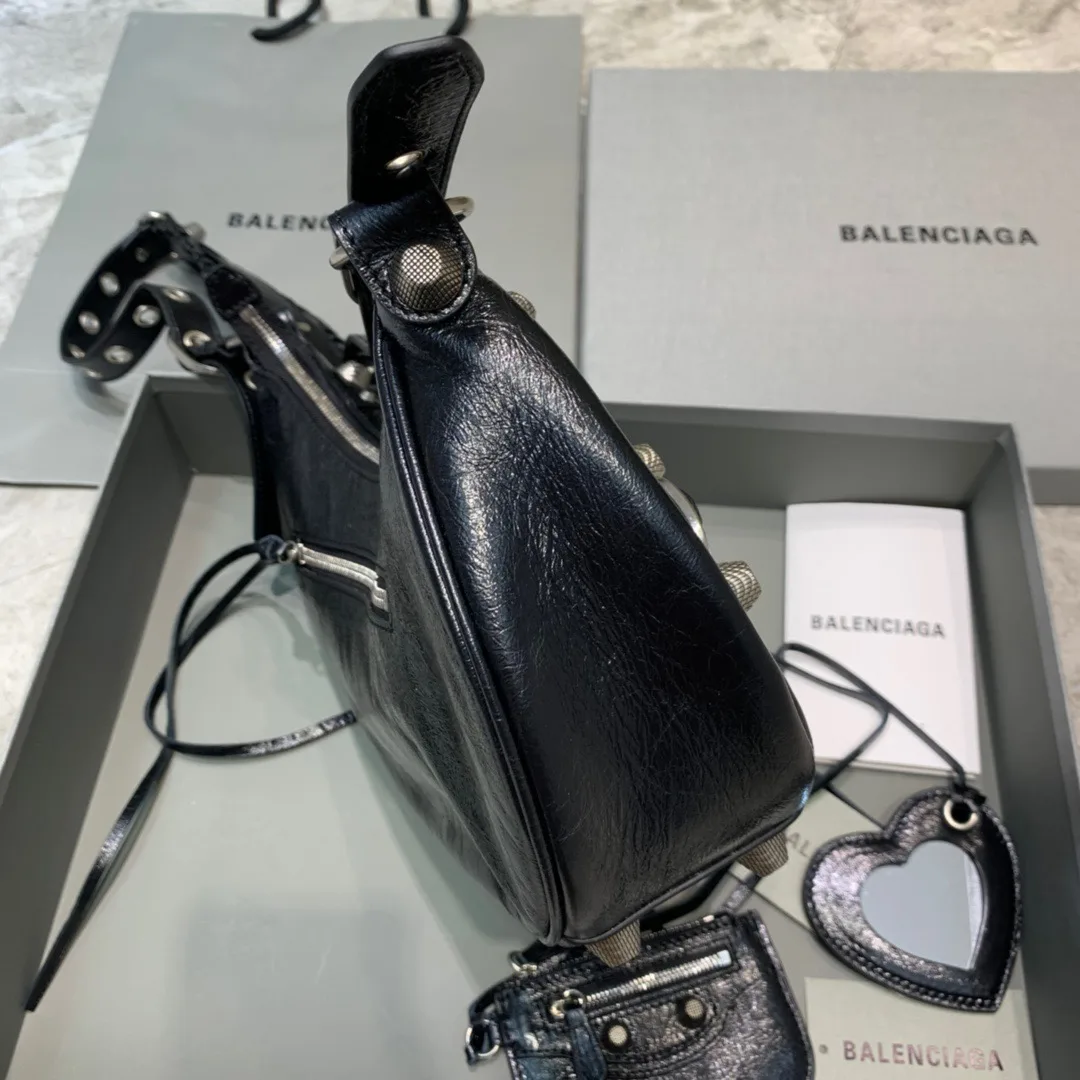 Balenciaga Le Cagole XS Shoulder Bag In Black - Image 5