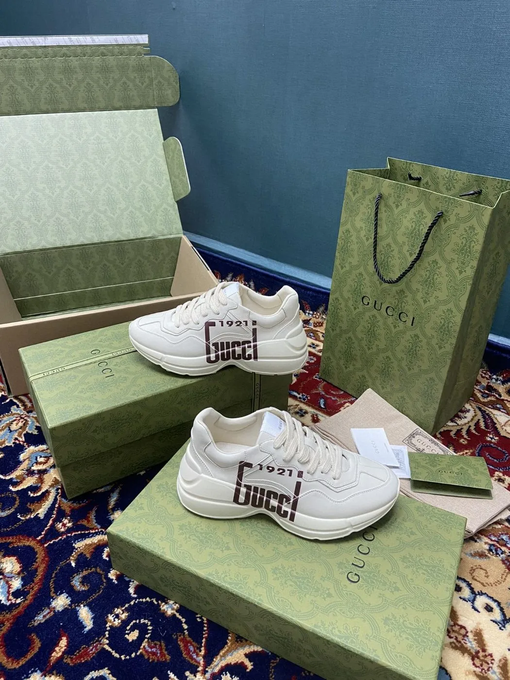 Gucci Women’s Rhyton Sneakers With Logo 1921 Gucci White Ivory - Image 4