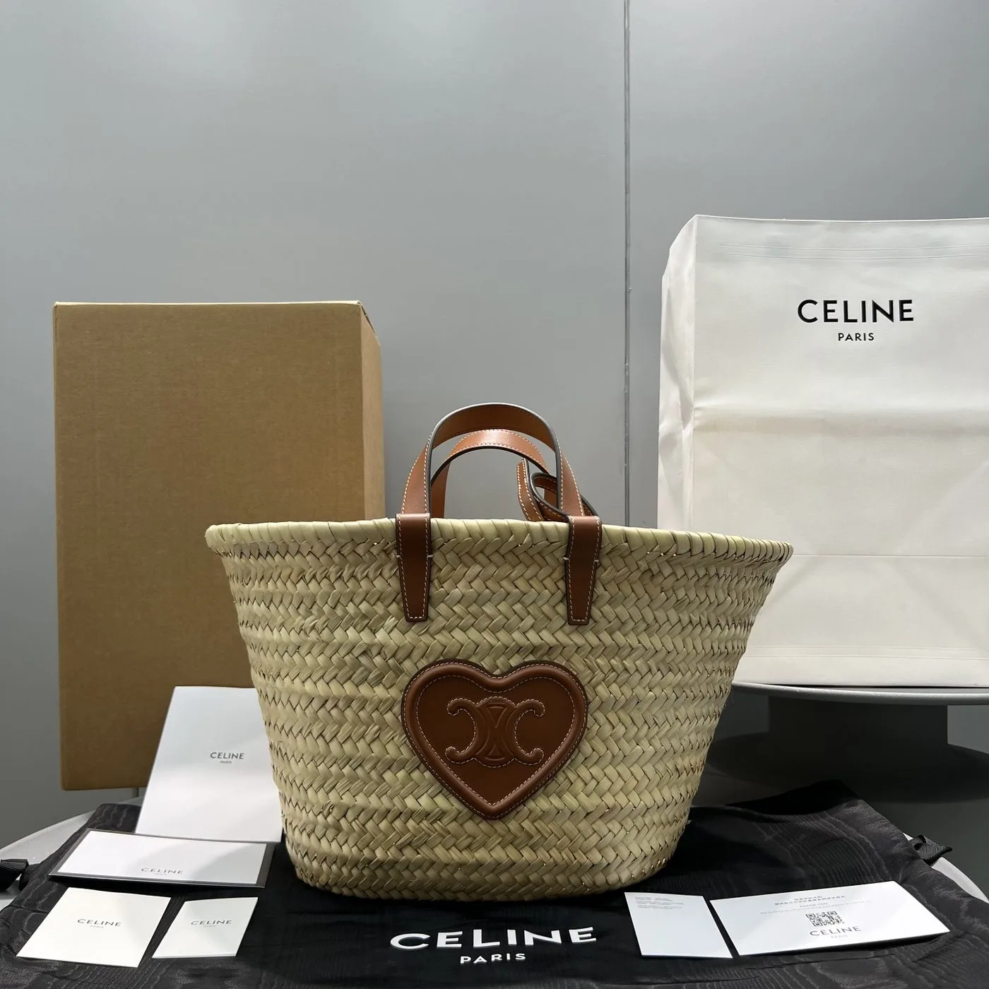 Celine Teen Triomphe