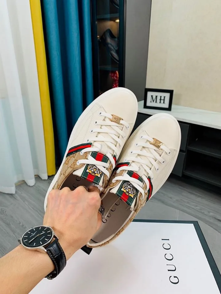 Gucci Men’s GG Sneaker With Web White And Beige - Image 8