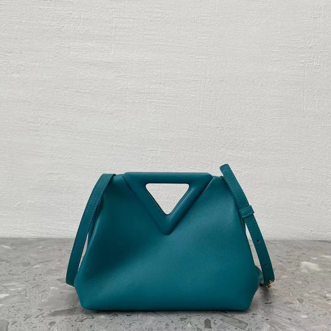 Bottega Veneta Point Blue - Image 4