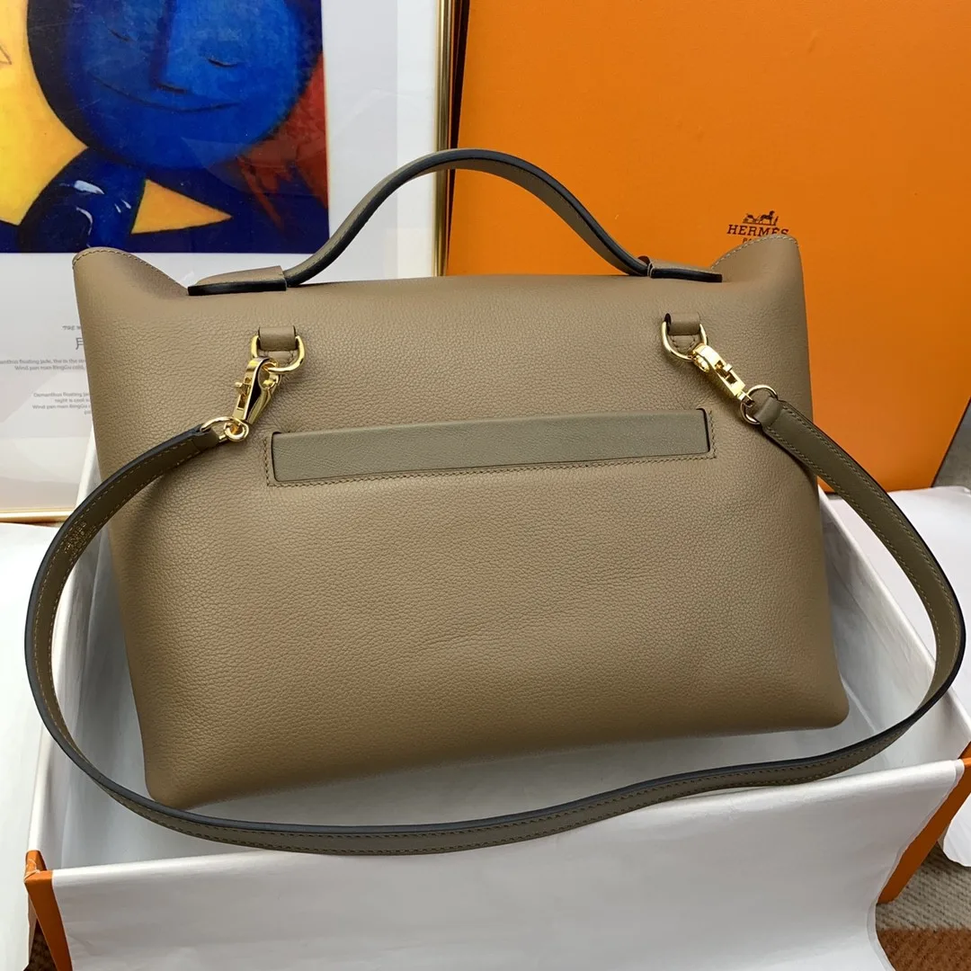 Hermes Clemence Swift Light Brown - Image 6