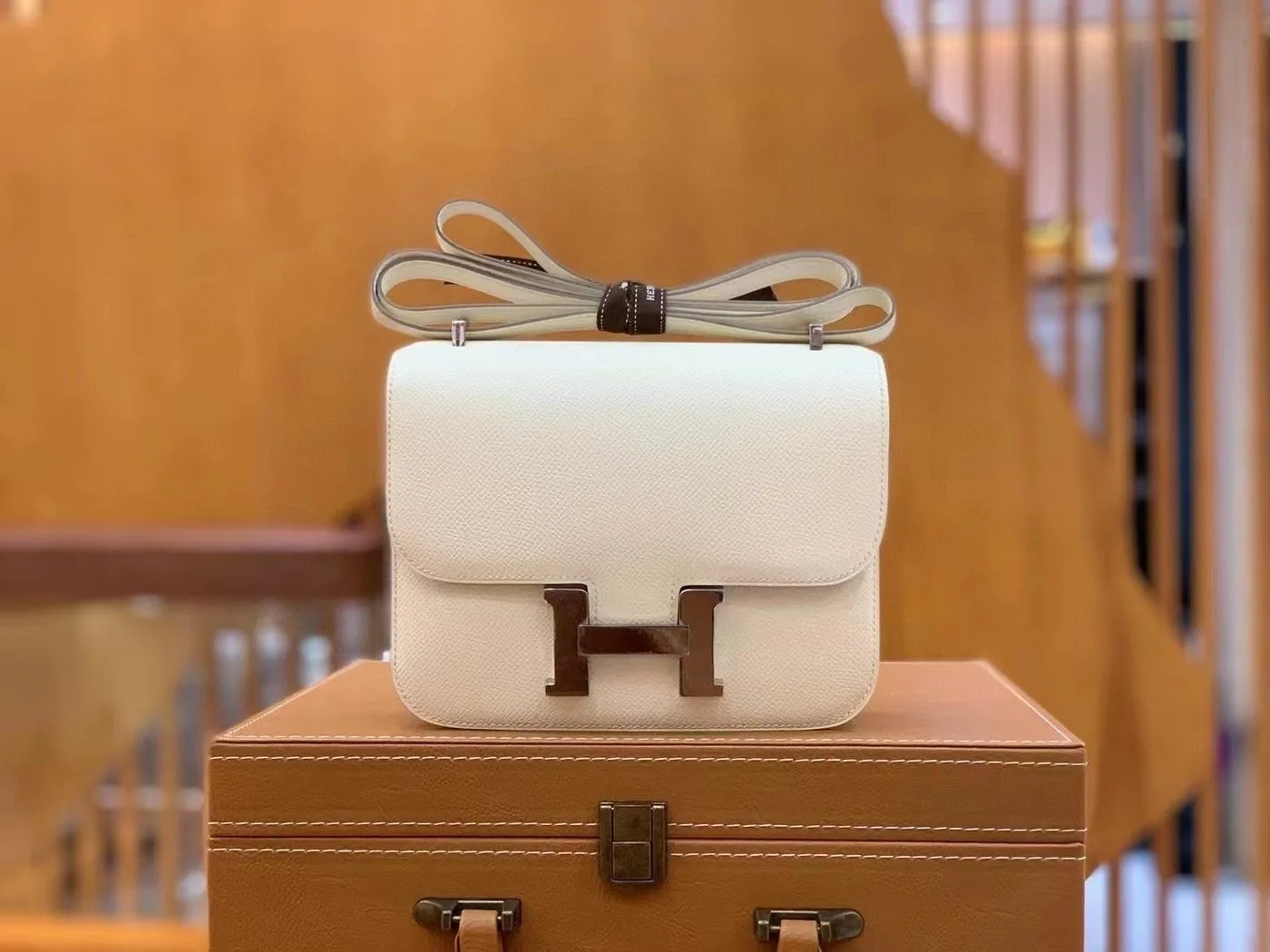 Hermes Constance 23