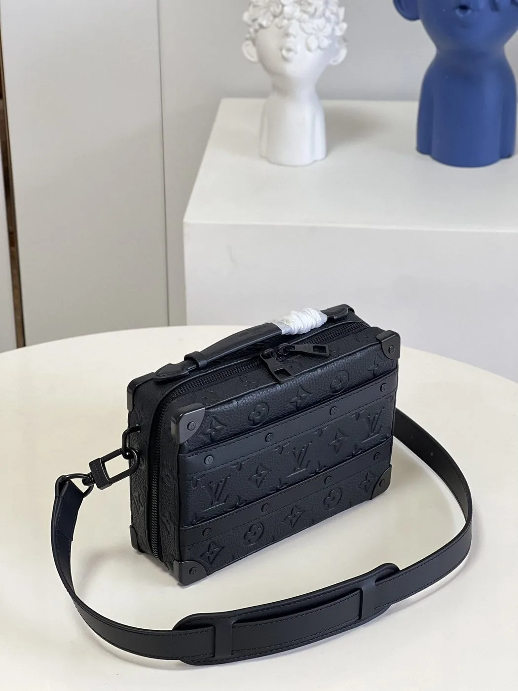 Louis Vuitton Handle Soft Trunk Black Taurillon Monogram - Image 5