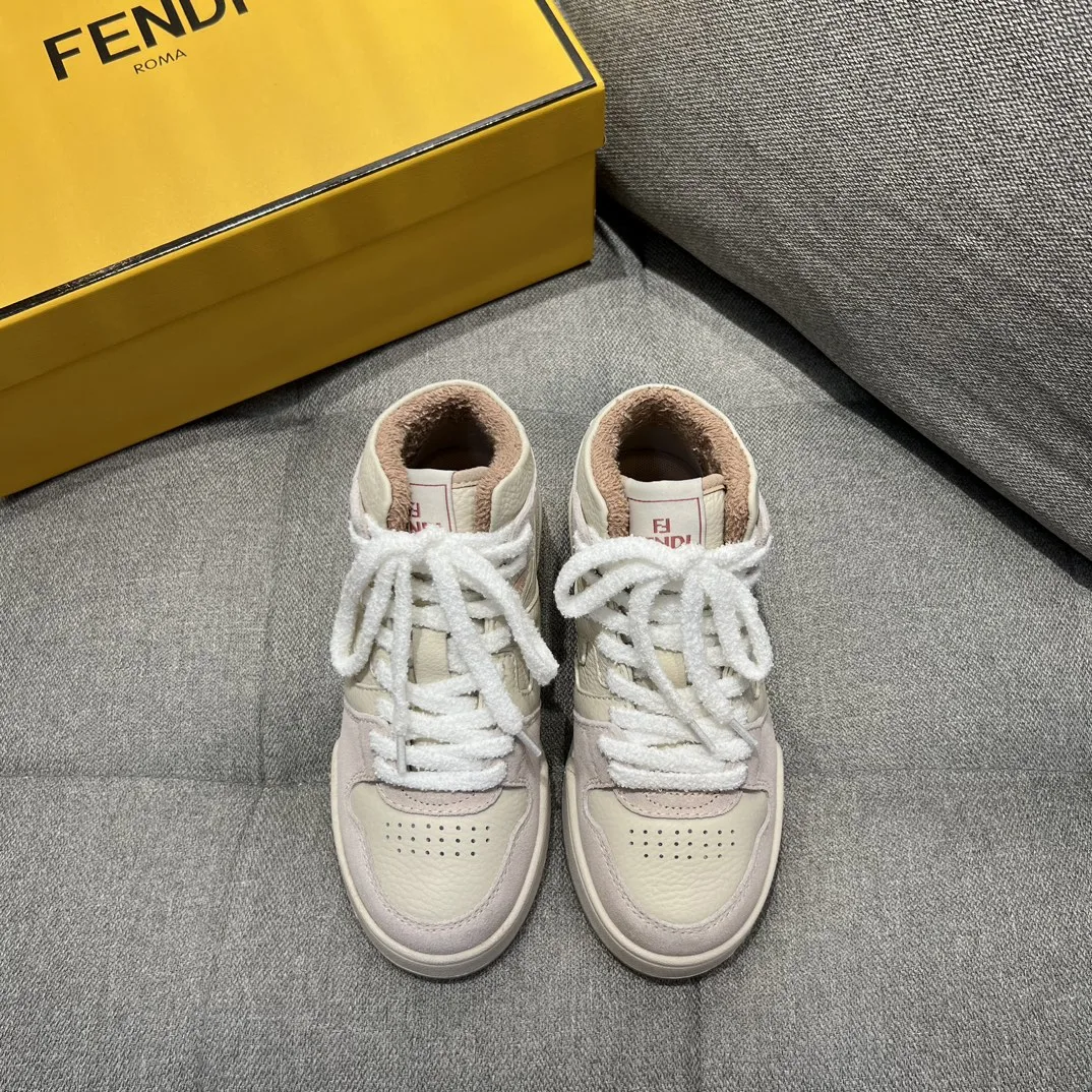 Alternative view of FD Fendi Match Lace-Up High-Top Sneakers Green