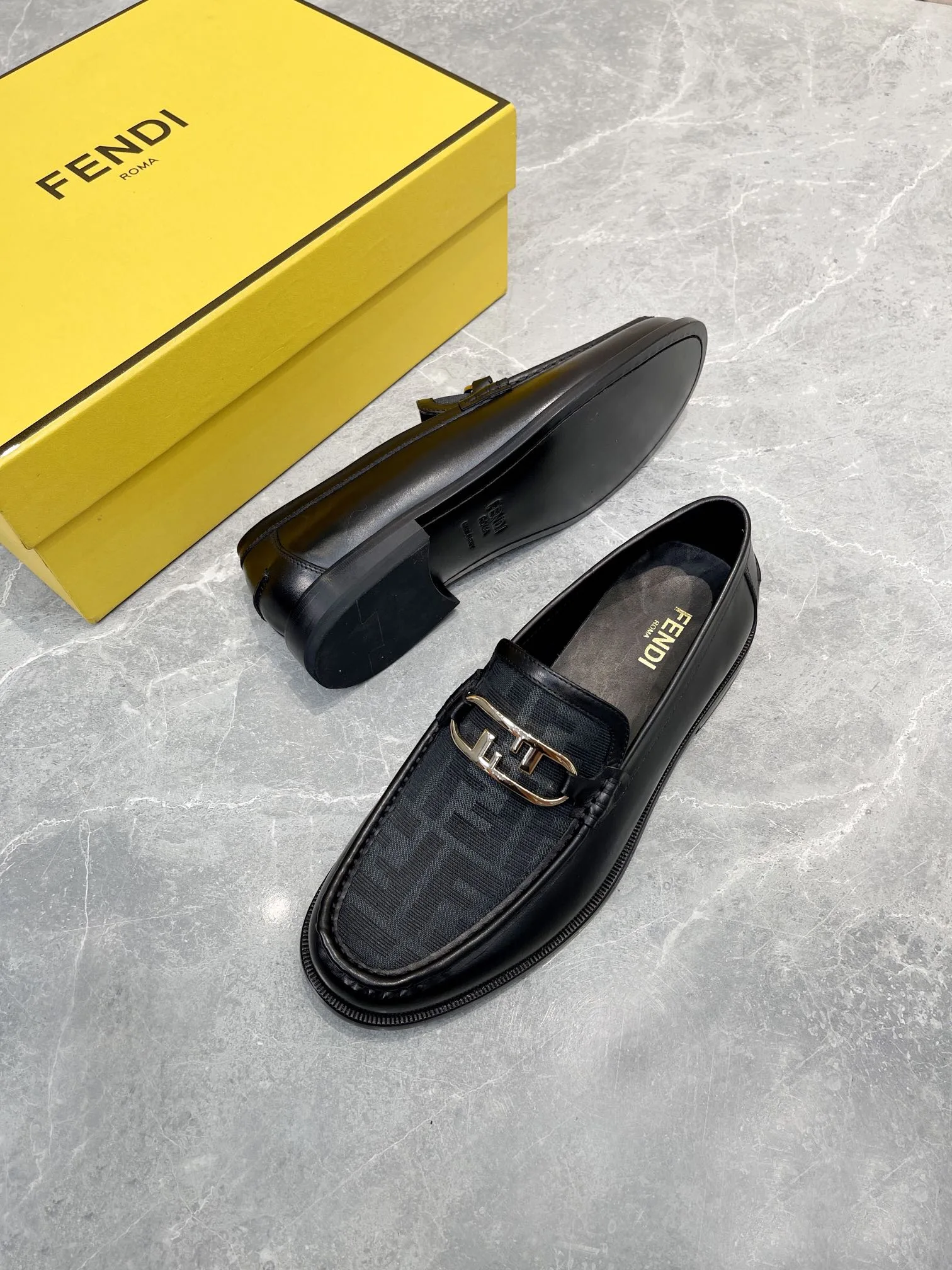 Fendi FD OLock Loafers Black - Image 3