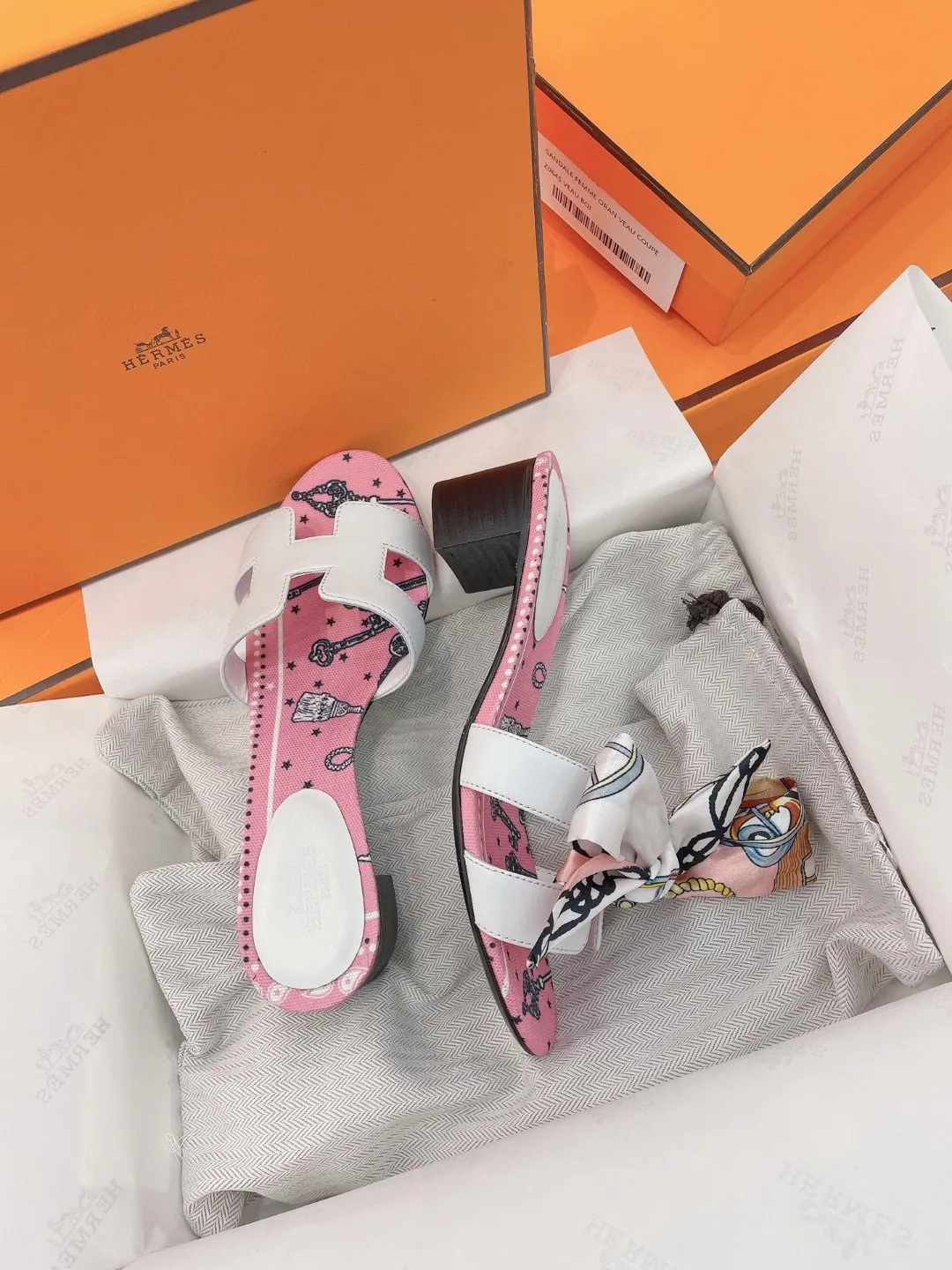 Hermes Oasis Sandal Pink , Shoes - Image 3