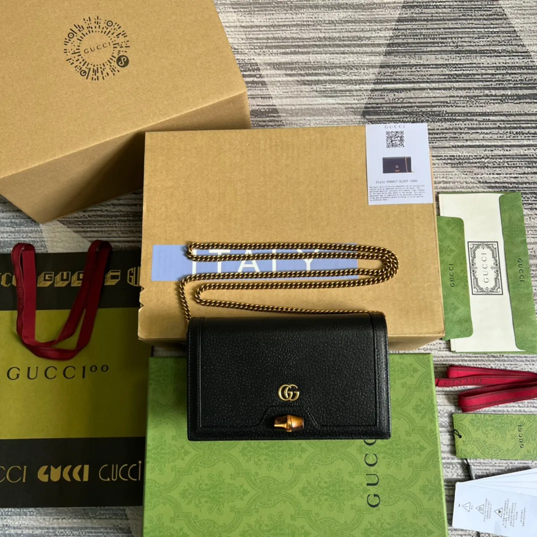Gucci Diana Mini Bag With Bamboo Black - Image 3