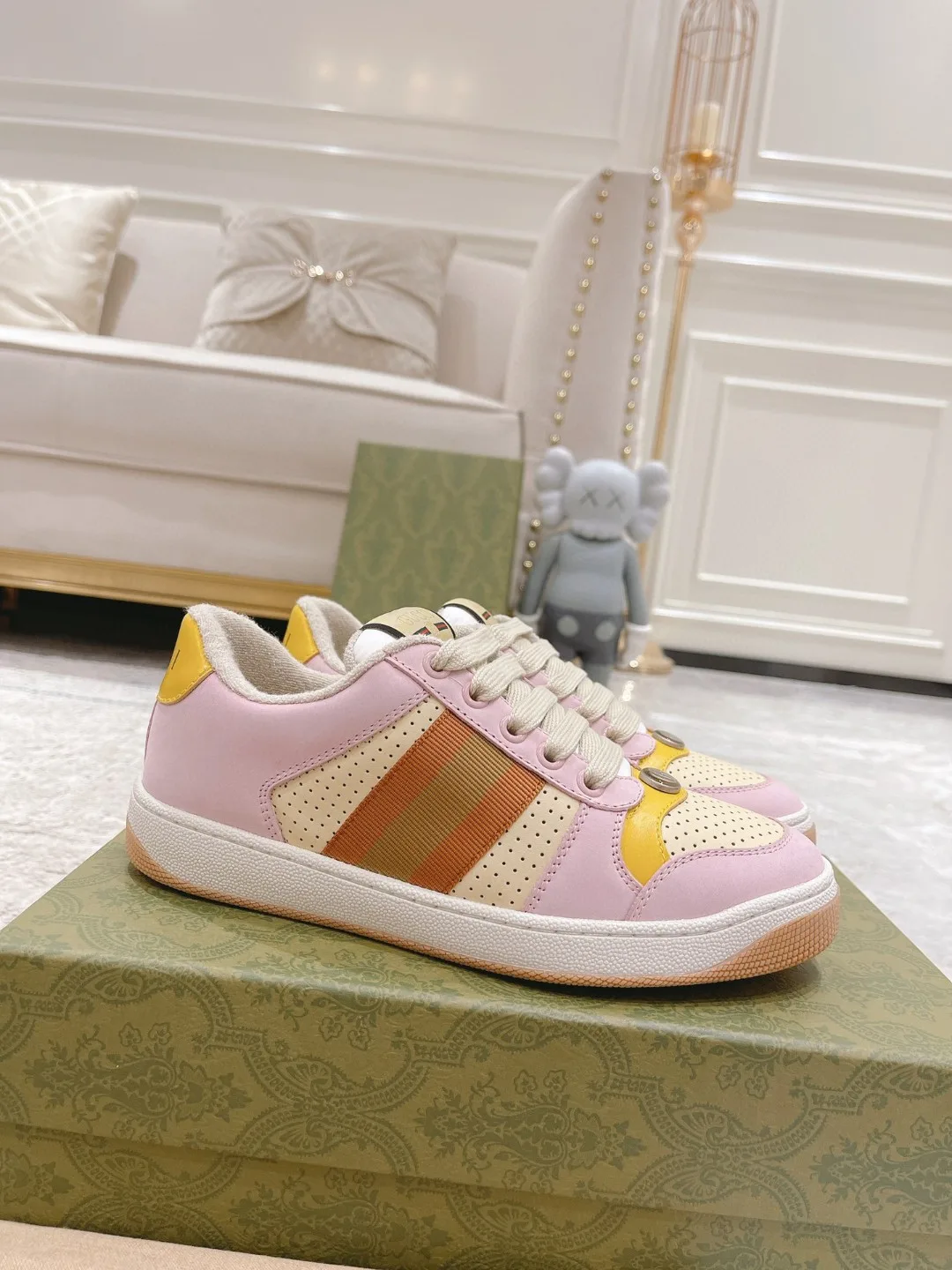 Gucci Lovelight Screener