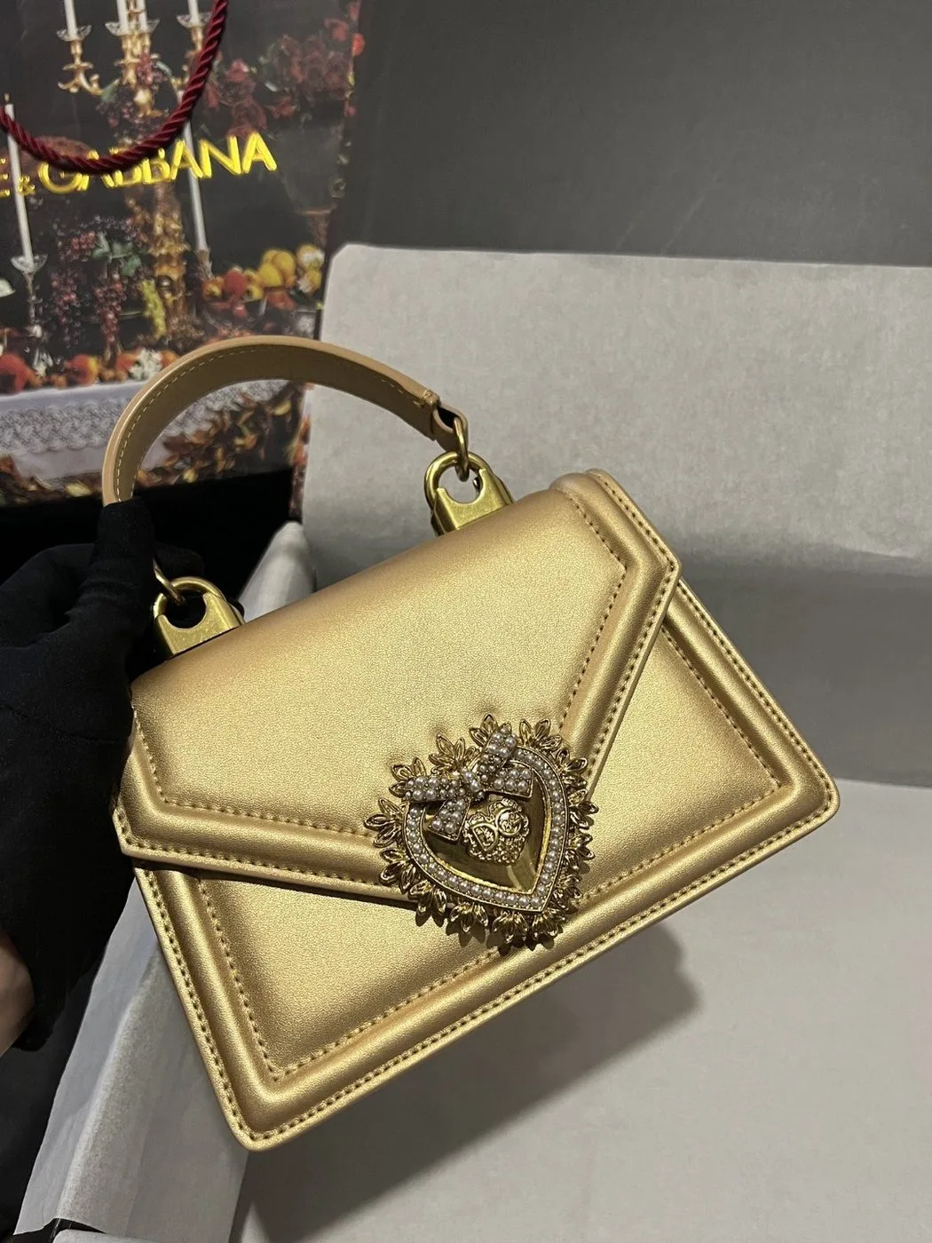 Dolce & Gabbana Small Devotion Bag In Plain Gold / DG - Image 4