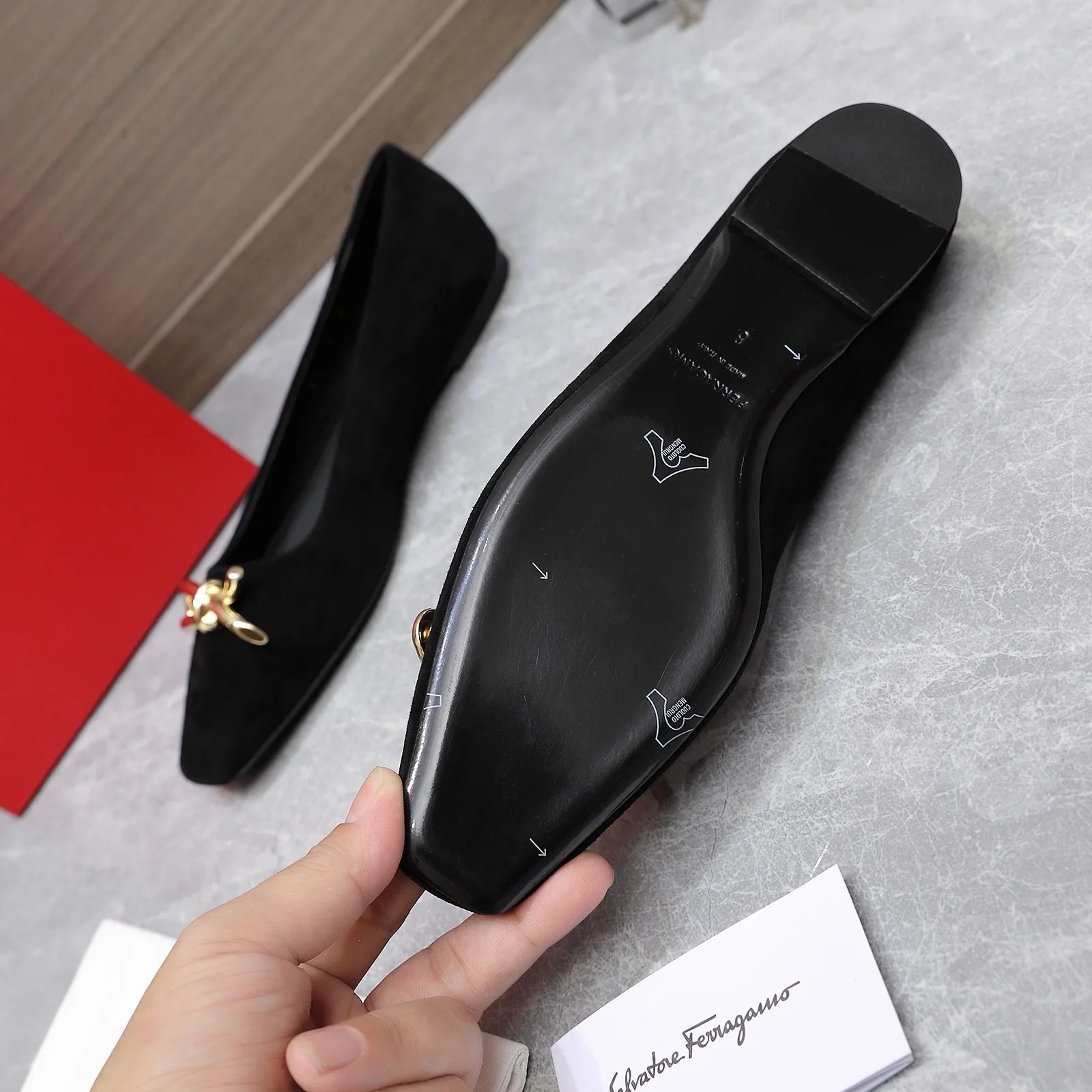Ferragamo Ballet Flat With Asymmetric Bow Black 01H388 - Image 6