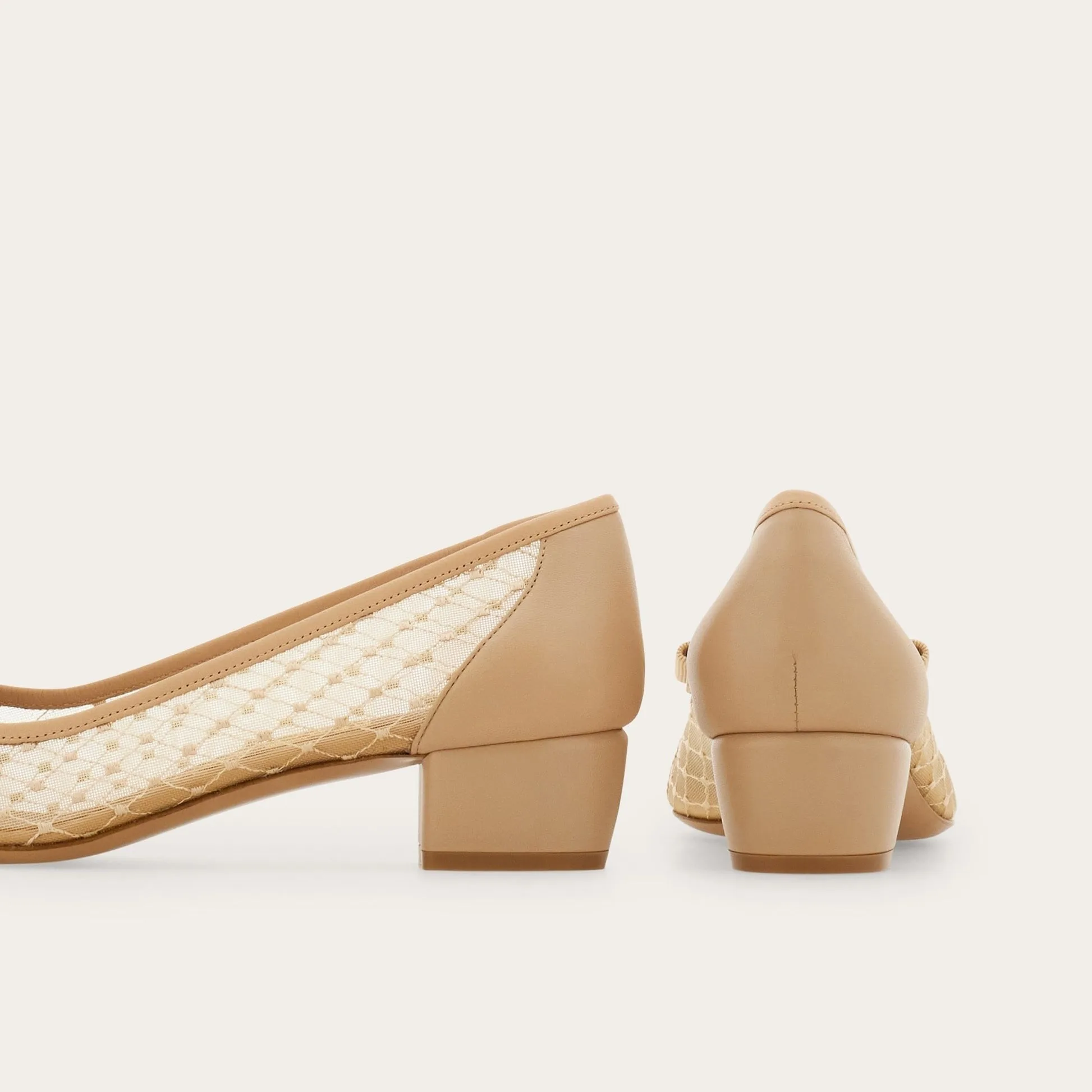 Ferragamo Vara Pump Beige 01J562 - Image 6