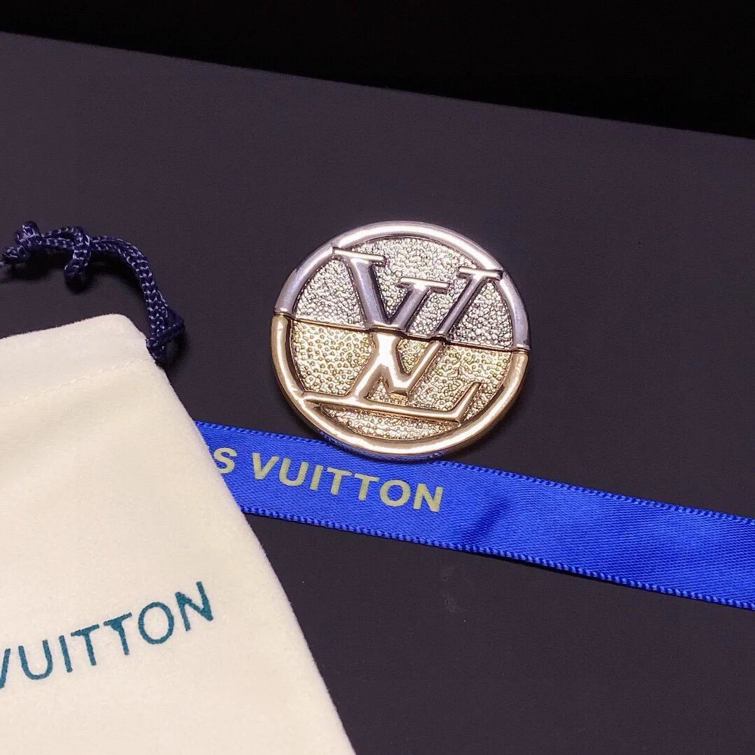 Louis Vuitton Brooch - Image 3