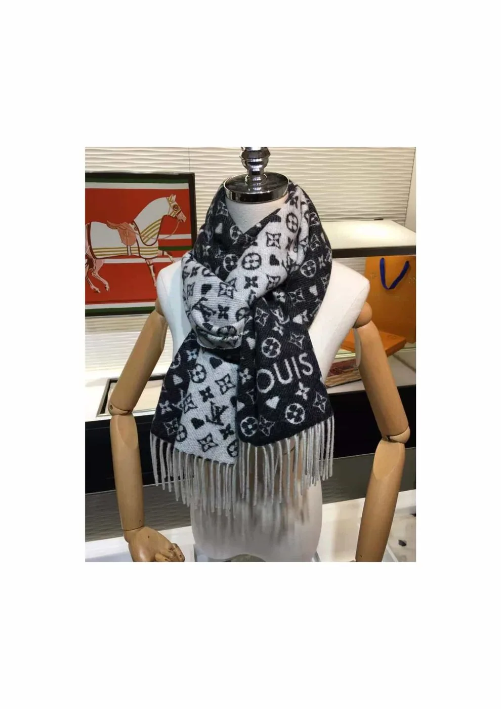 Louis Vuitton Game On Scarf Black - Image 3