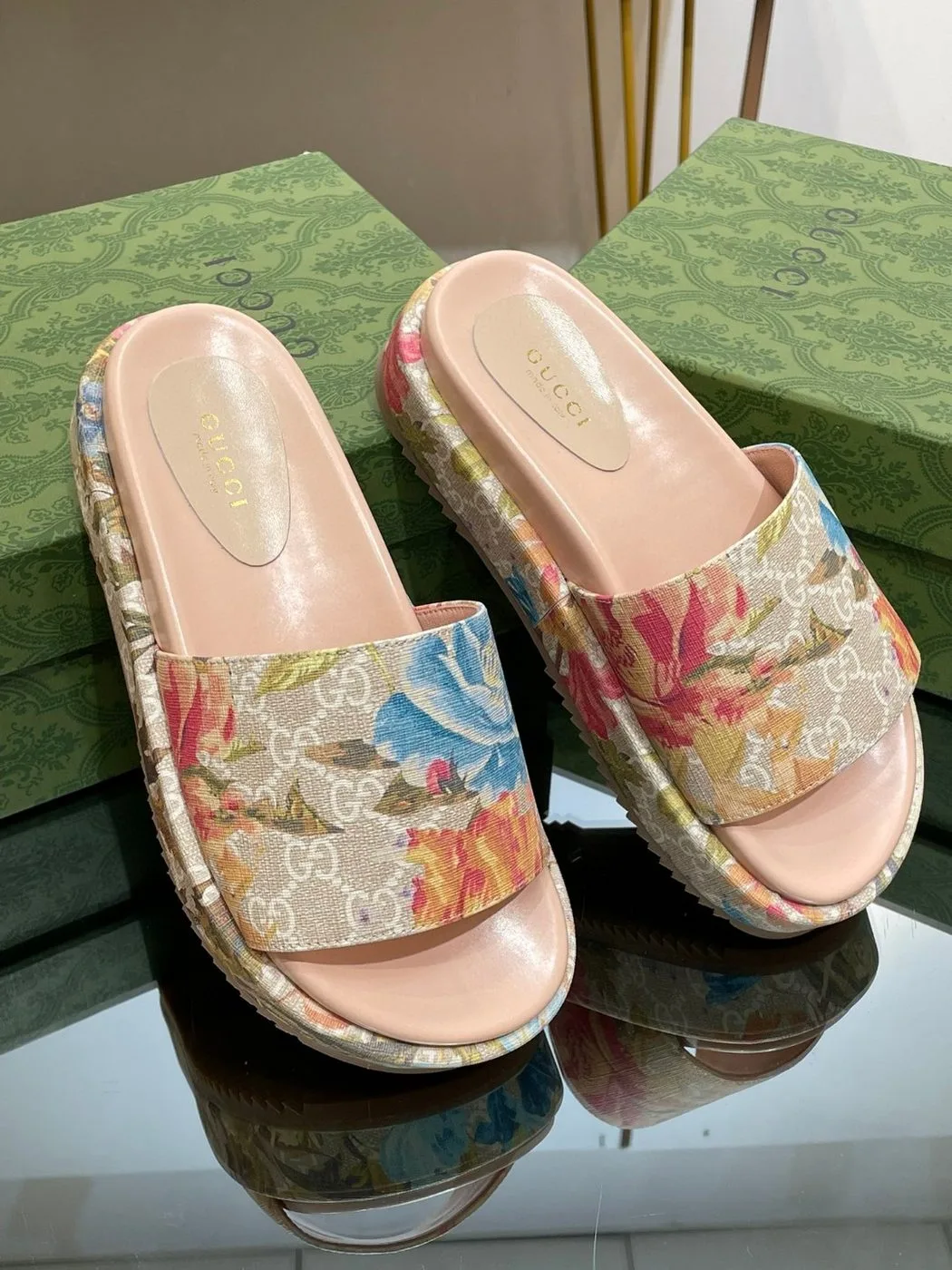 Gucci Gg Flora Slide Sandal Multicolor - Image 3