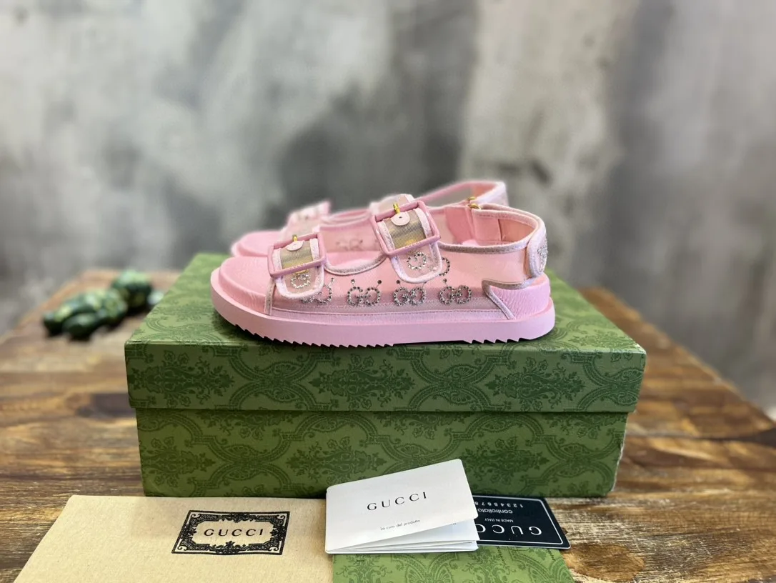 Gucci GG Sandal With Crystals Pink - Image 5