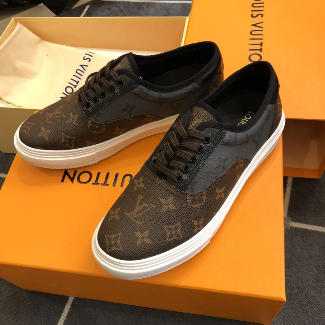 Louis Vuitton LV