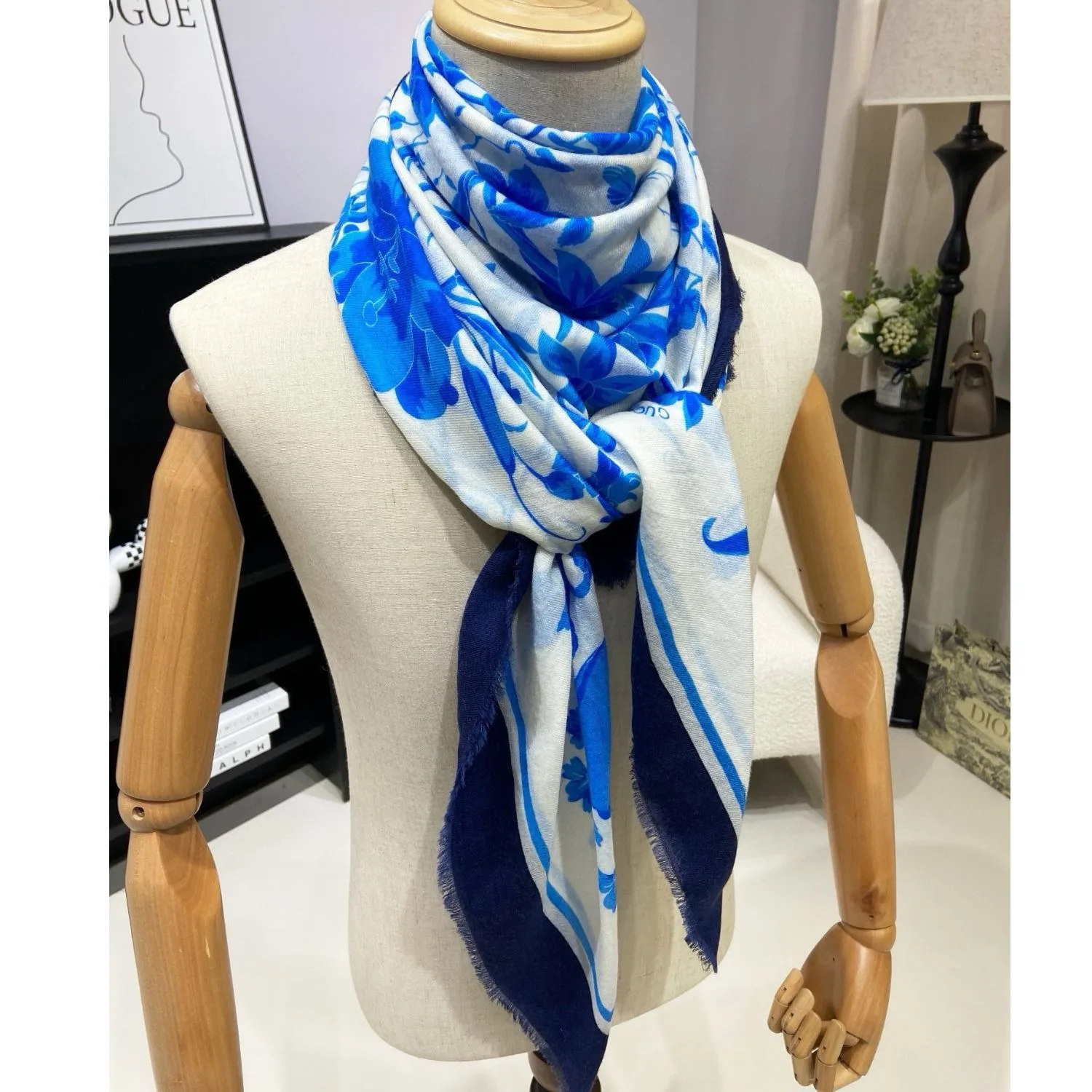 Gucci GG Cashmere Square Scarf Blue / - Image 3