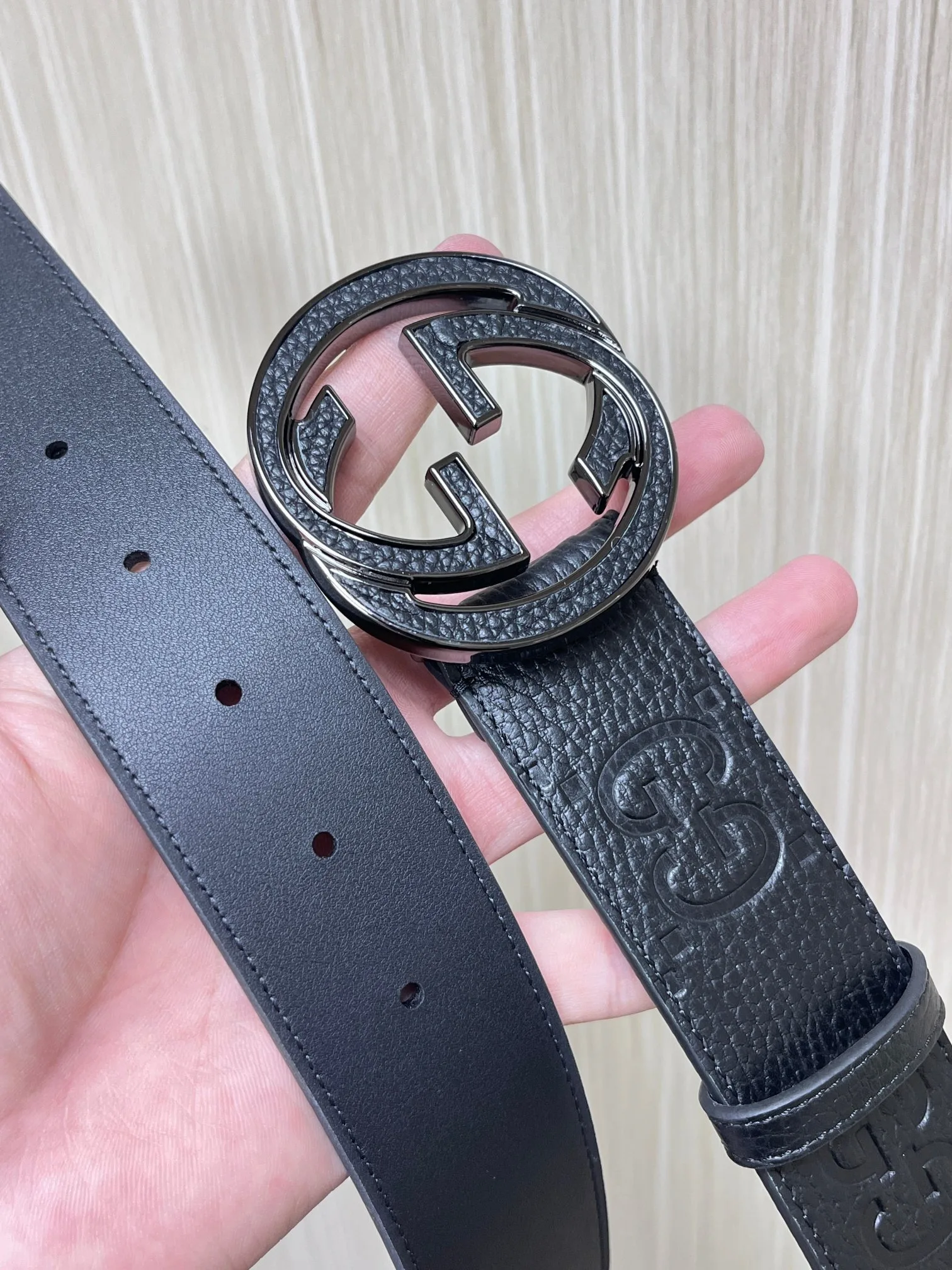 Gucci GG Marmont Circle Buckle Belt Black Leather With Black Trim - Image 3