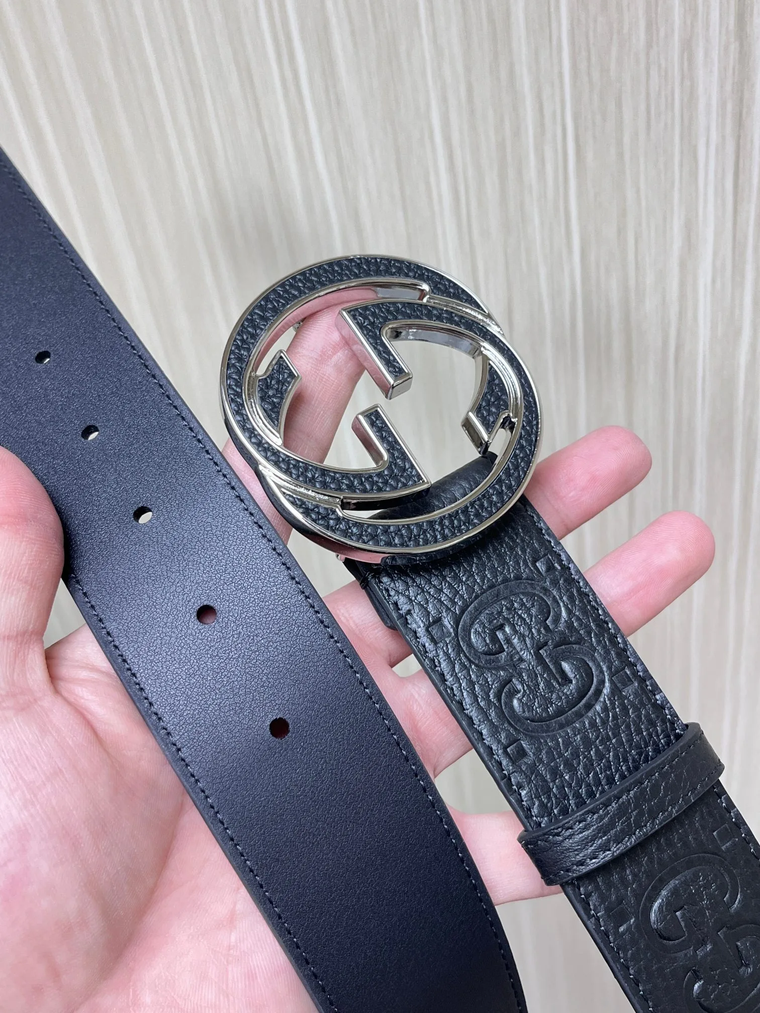 Gucci GG Marmont Circle Buckle Belt Black Leather With Silver Trim - Image 5