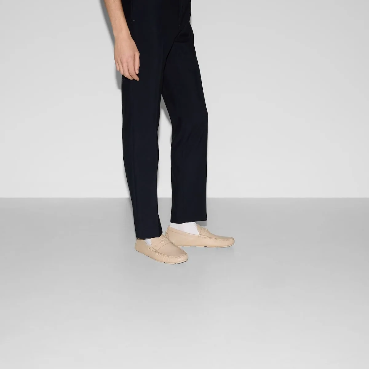 Gucci Driver Loafer Oatmeal - Image 5