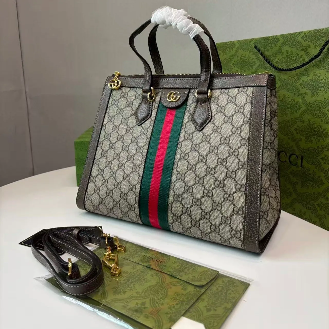 Gucci Ophidia Medium Top Handle Bag / Beige/Ebony Supreme Canvas Gold Hardware - Image 6
