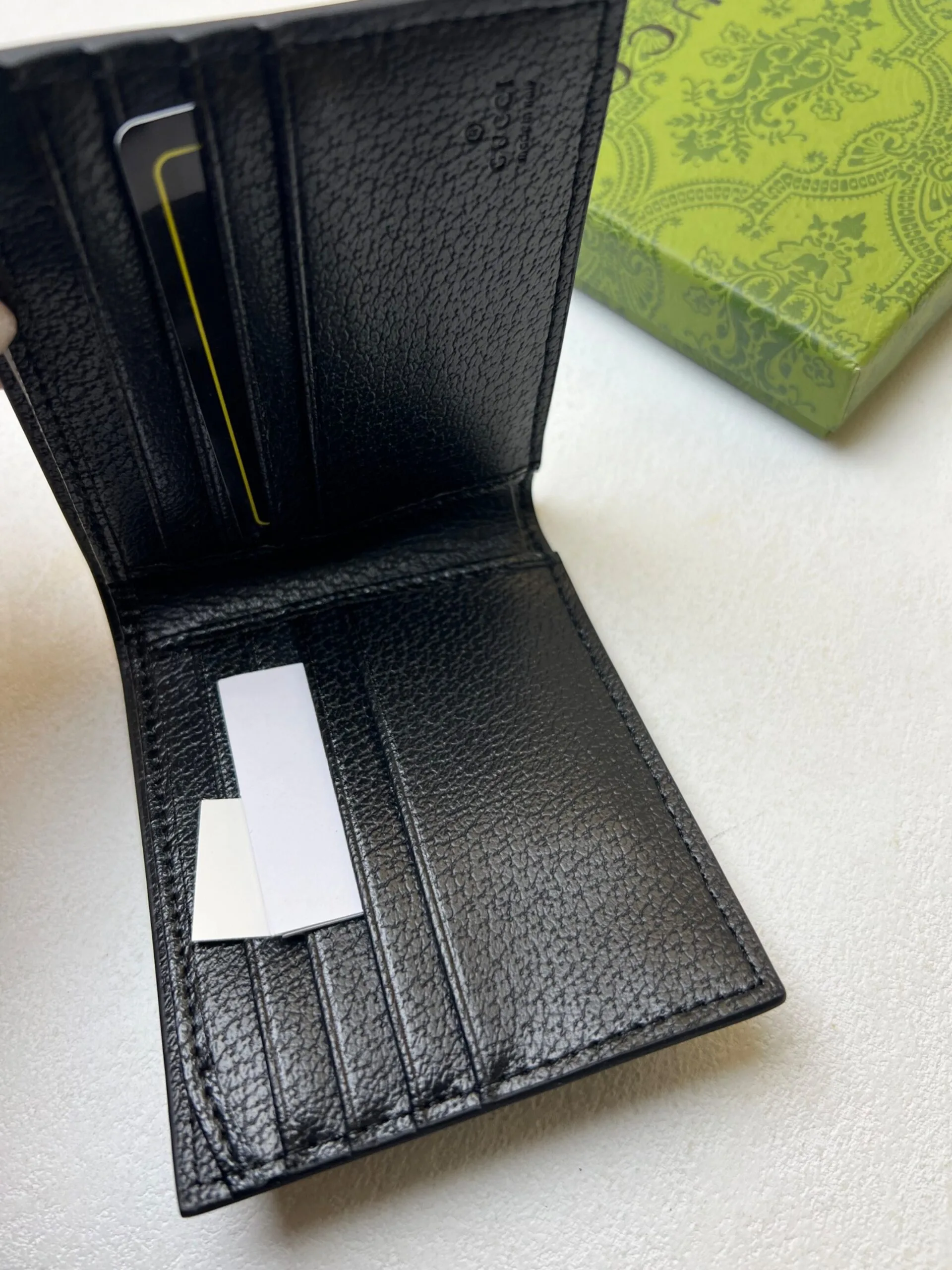 Gucci GG Marmont Bi-Fold Wallet Black / - Image 4