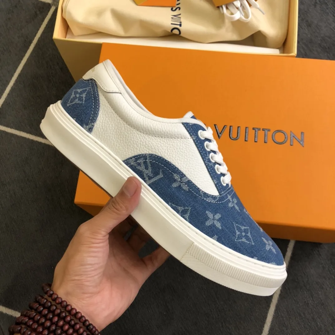 Alternative view of Louis Vuitton LV Trocadero Richelieu Sneaker Blue