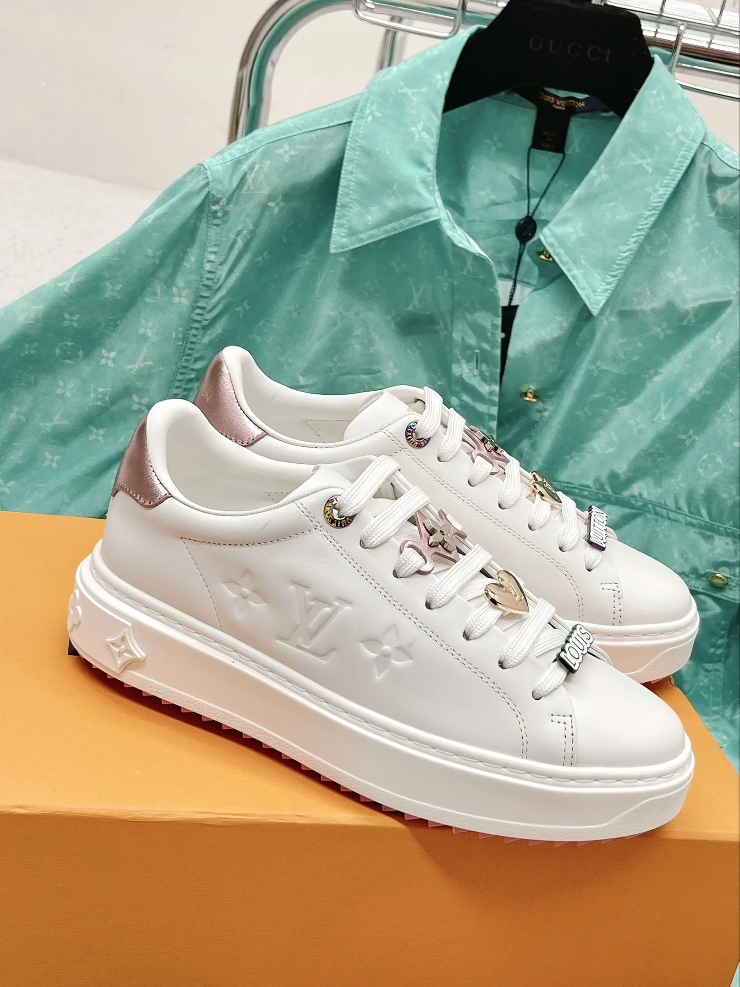 Louis Vuitton Time