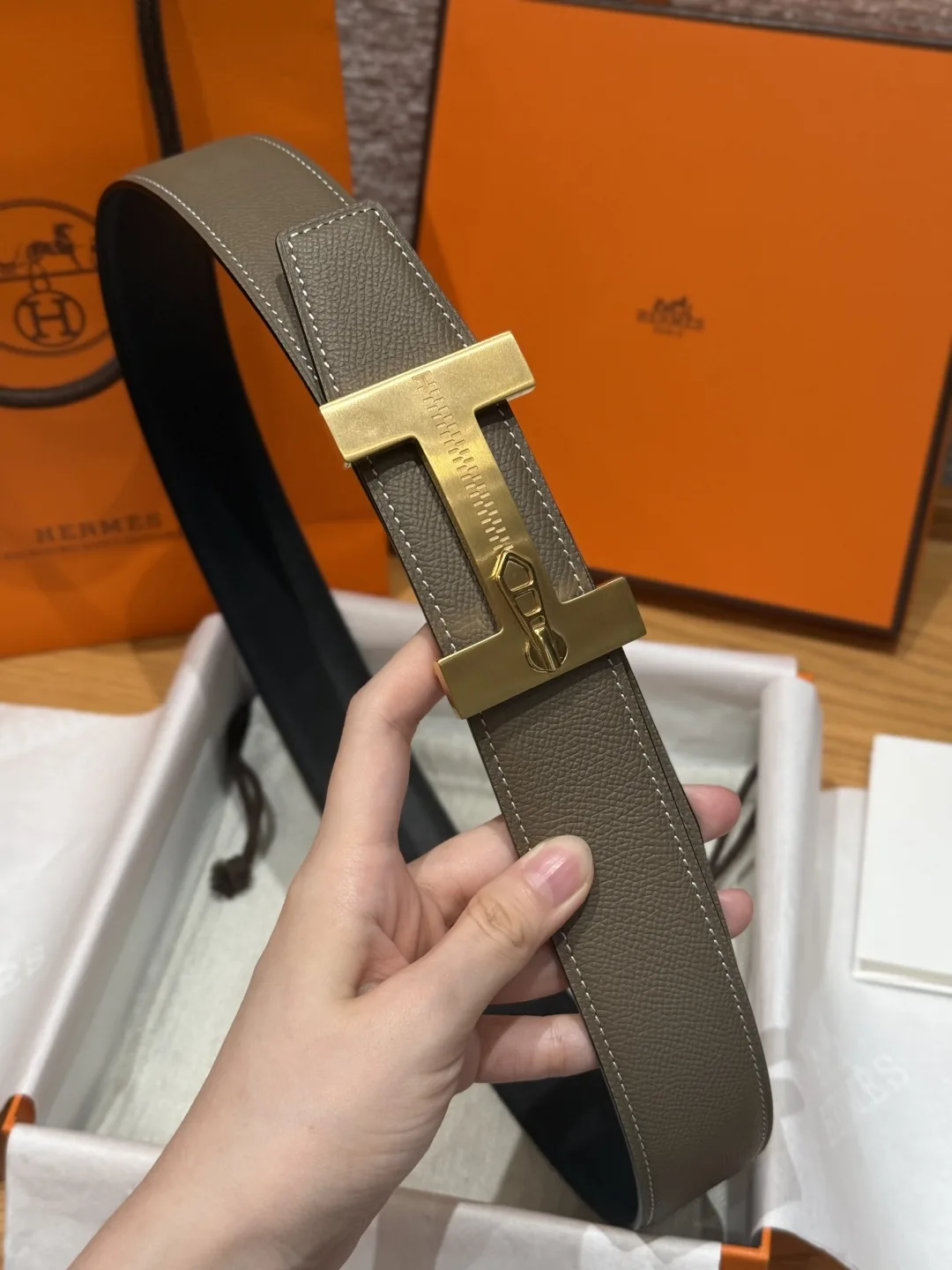 Hermès H-Zip Reversible Belt Taupe & Black - Image 5