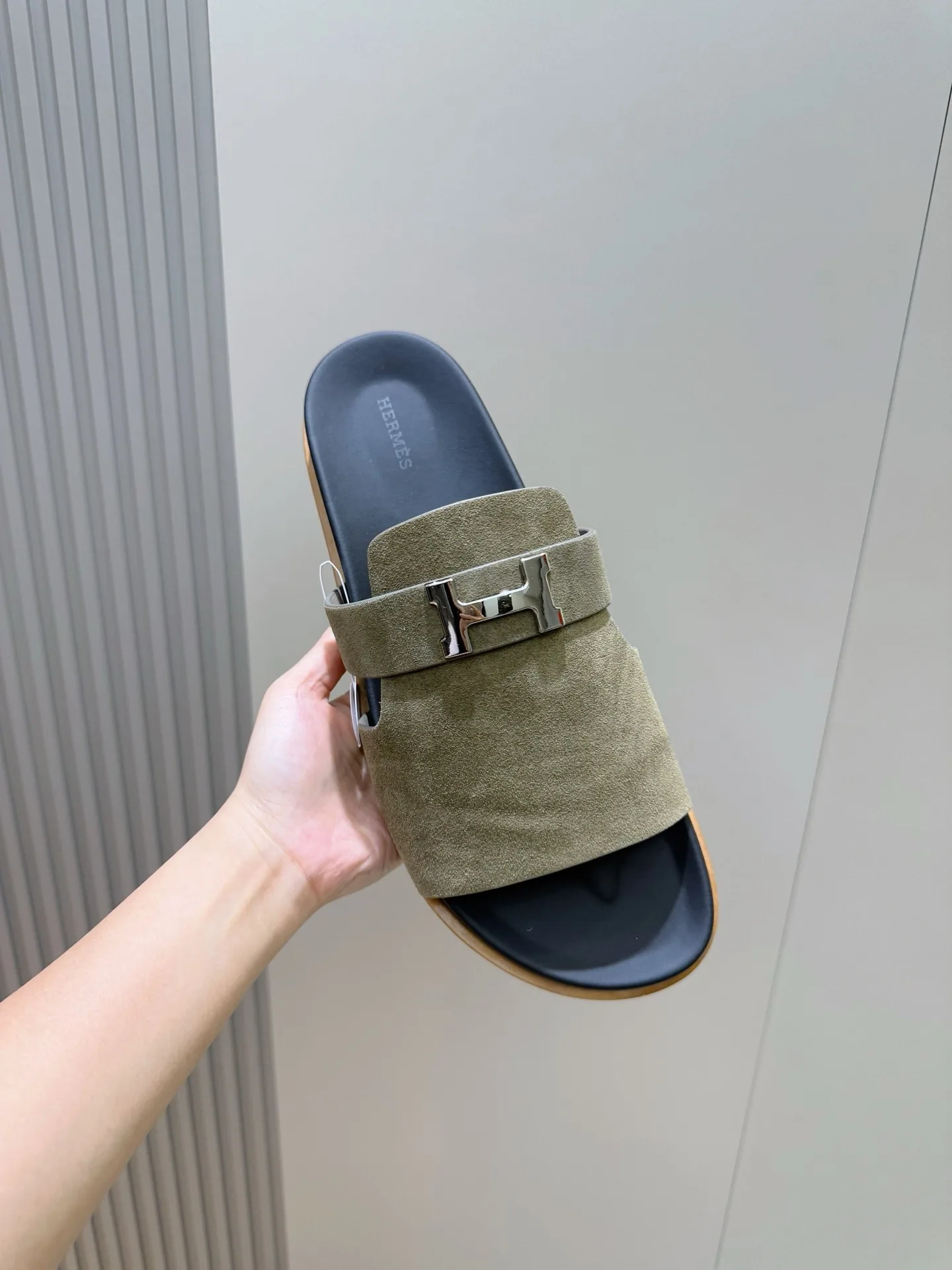 Hermes Jaures Sandals Etoupe - Image 3