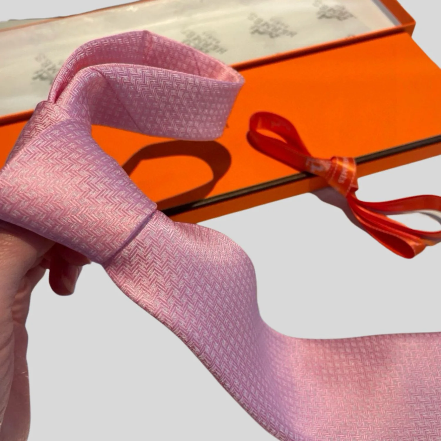 Hermes Elegent Rose Silk Tie - Image 3