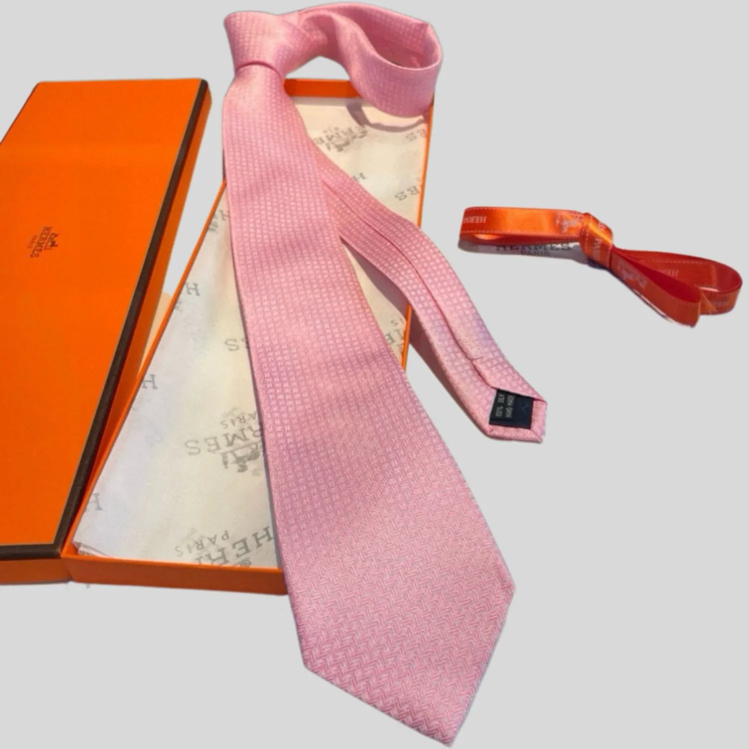 Alternative view of Hermes Elegent Rose Silk Tie