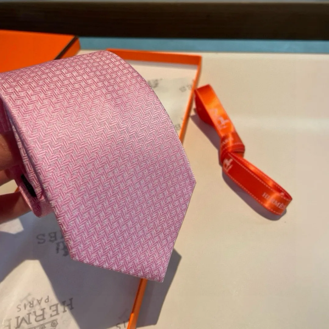 Hermes Elegent Rose Silk Tie - Image 7