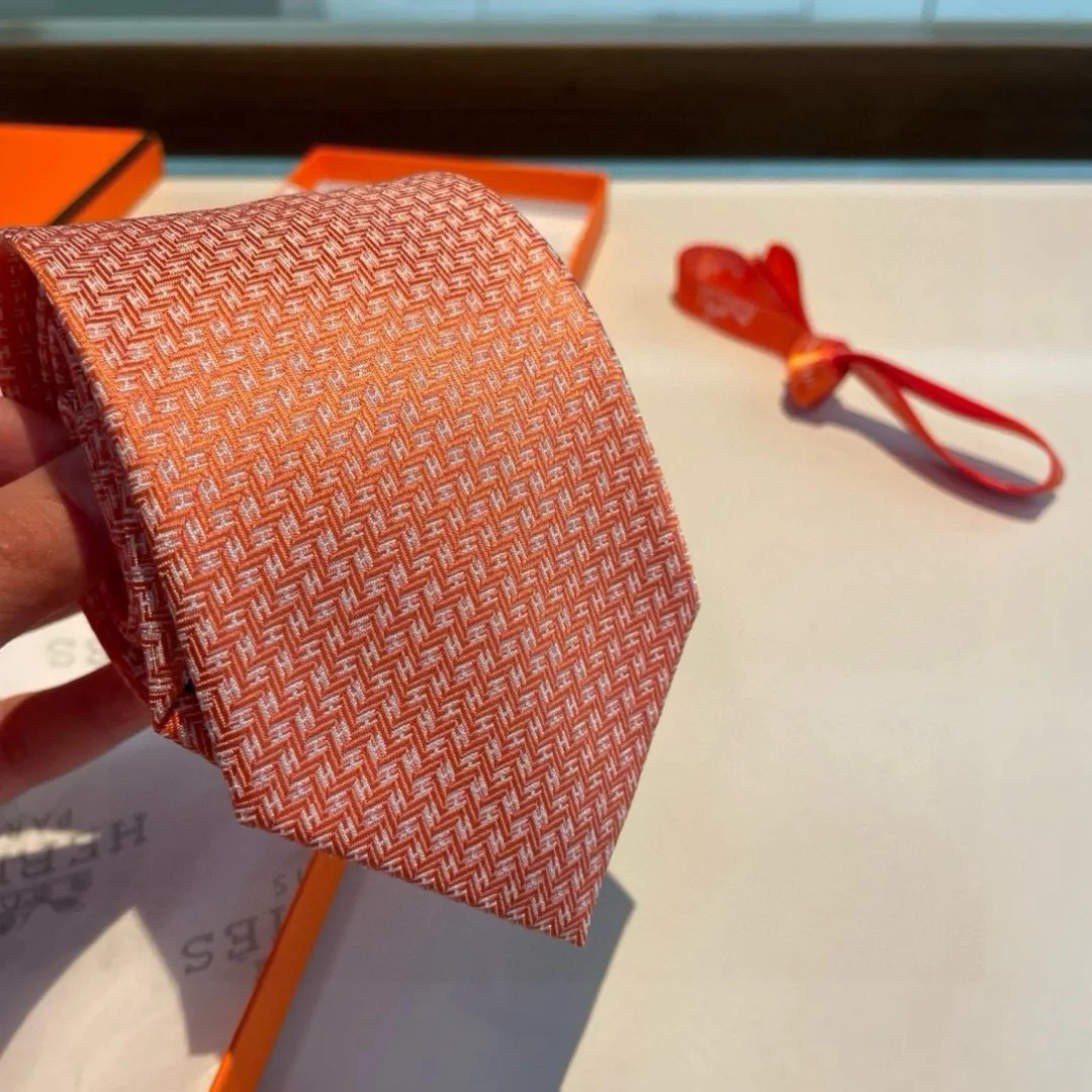 Hermes Elegent Orange Silk Tie - Image 7