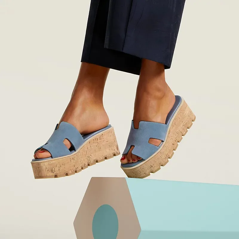 Alternative view of Hermes Eze 30 Sandals Bleu Grignon