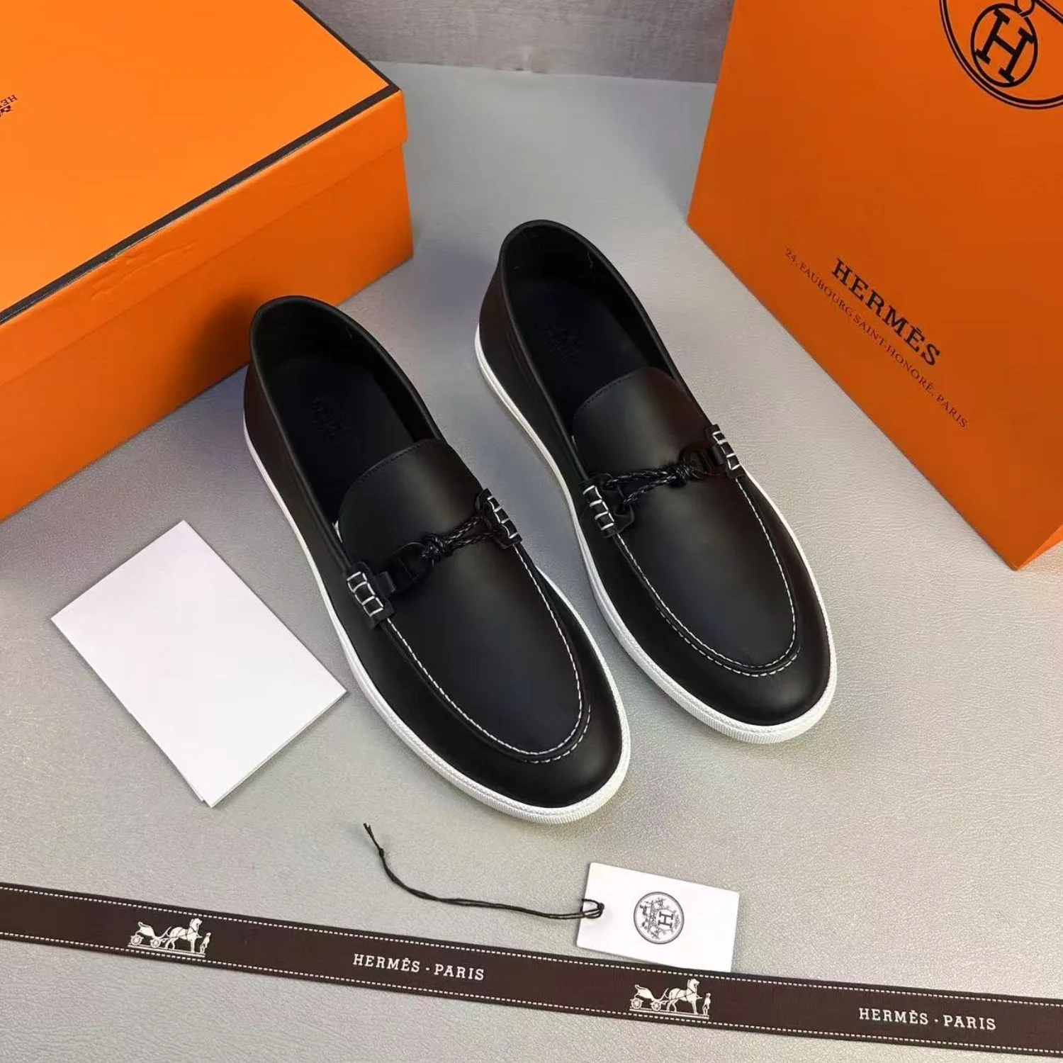 Alternative view of Hermes Ignacio Loafers Noir