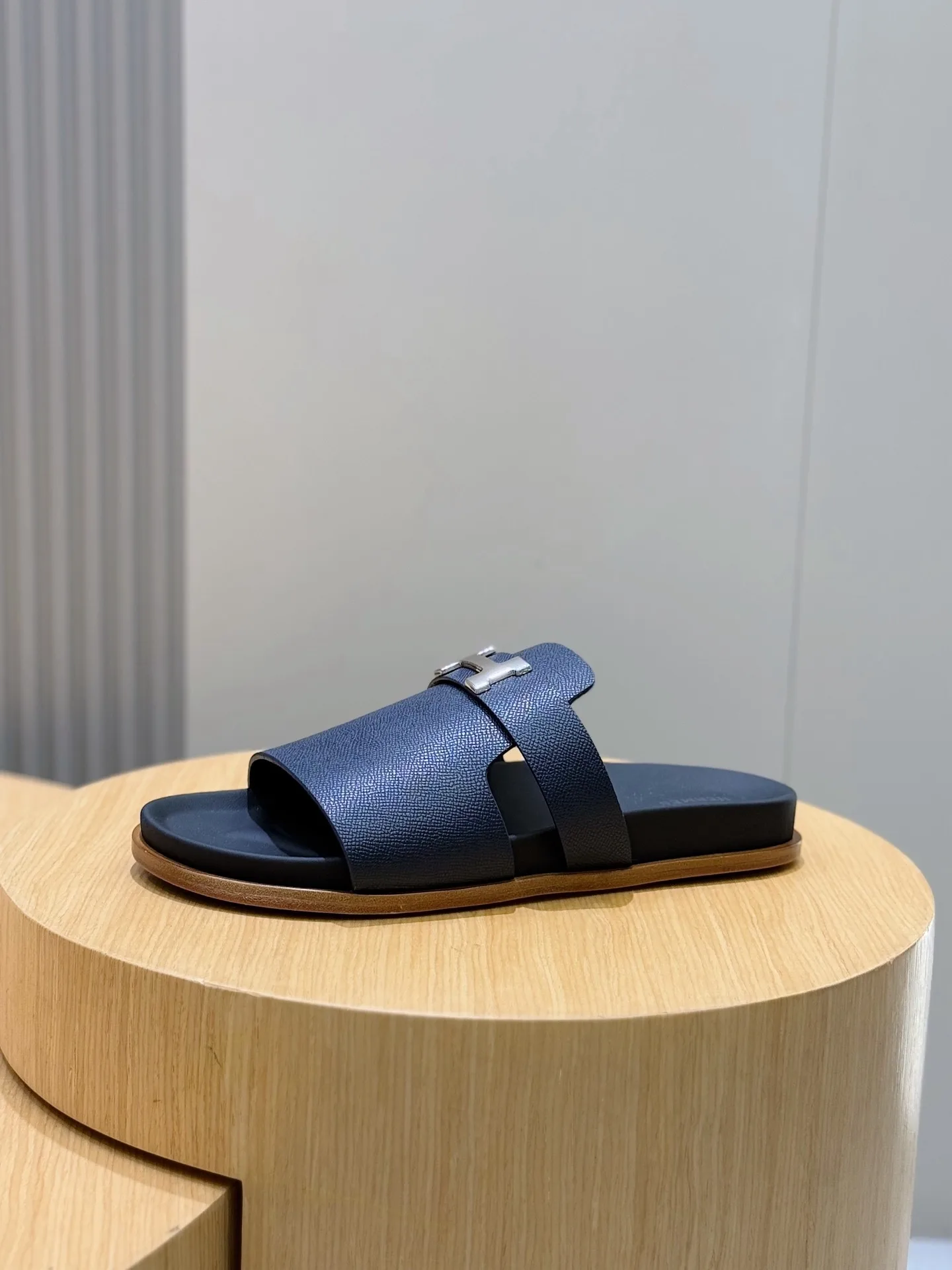 Hermes Jaures Sandals Navy Blue - Image 5