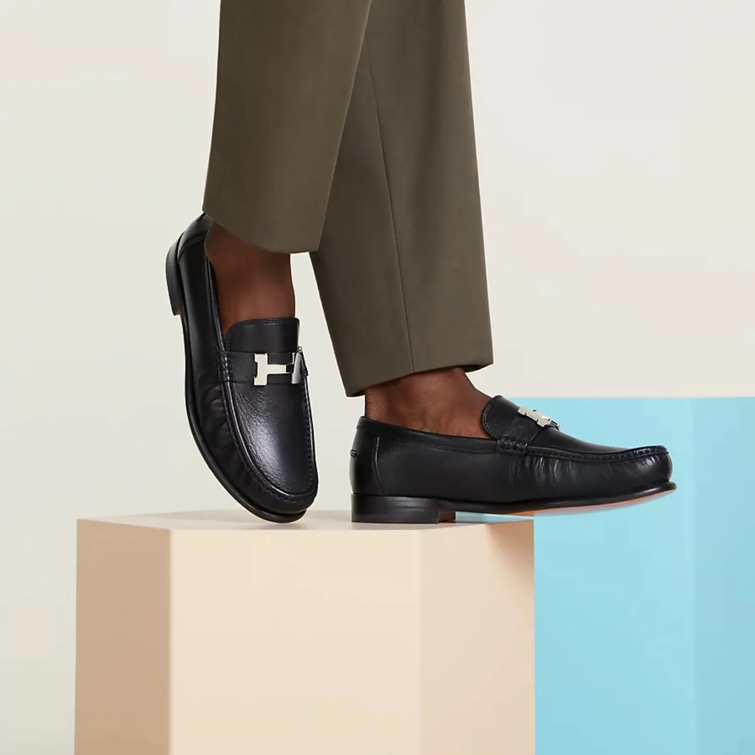 Alternative view of Hermes Karlo Loafers Noir