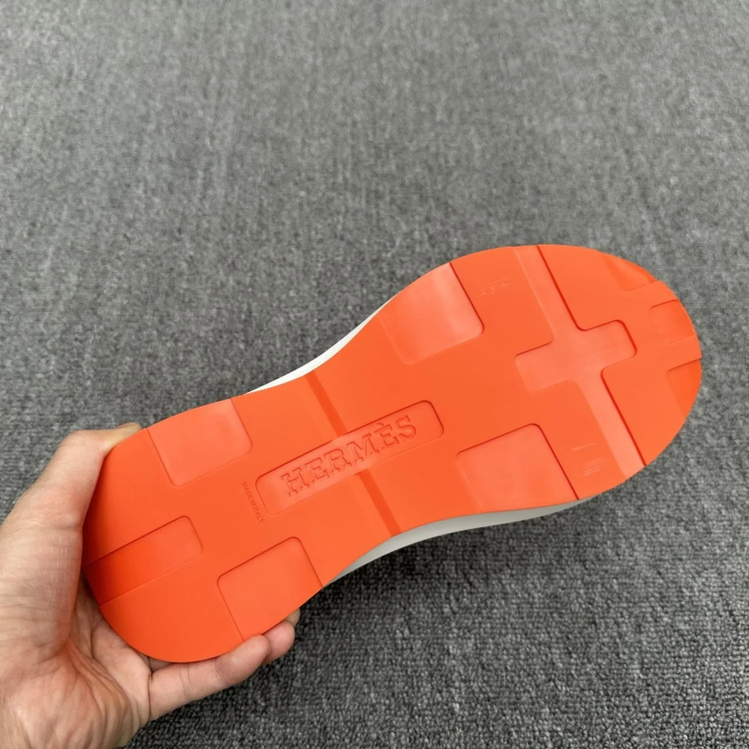 Alternative view of Hermes Katana Sneakers Gris Silex