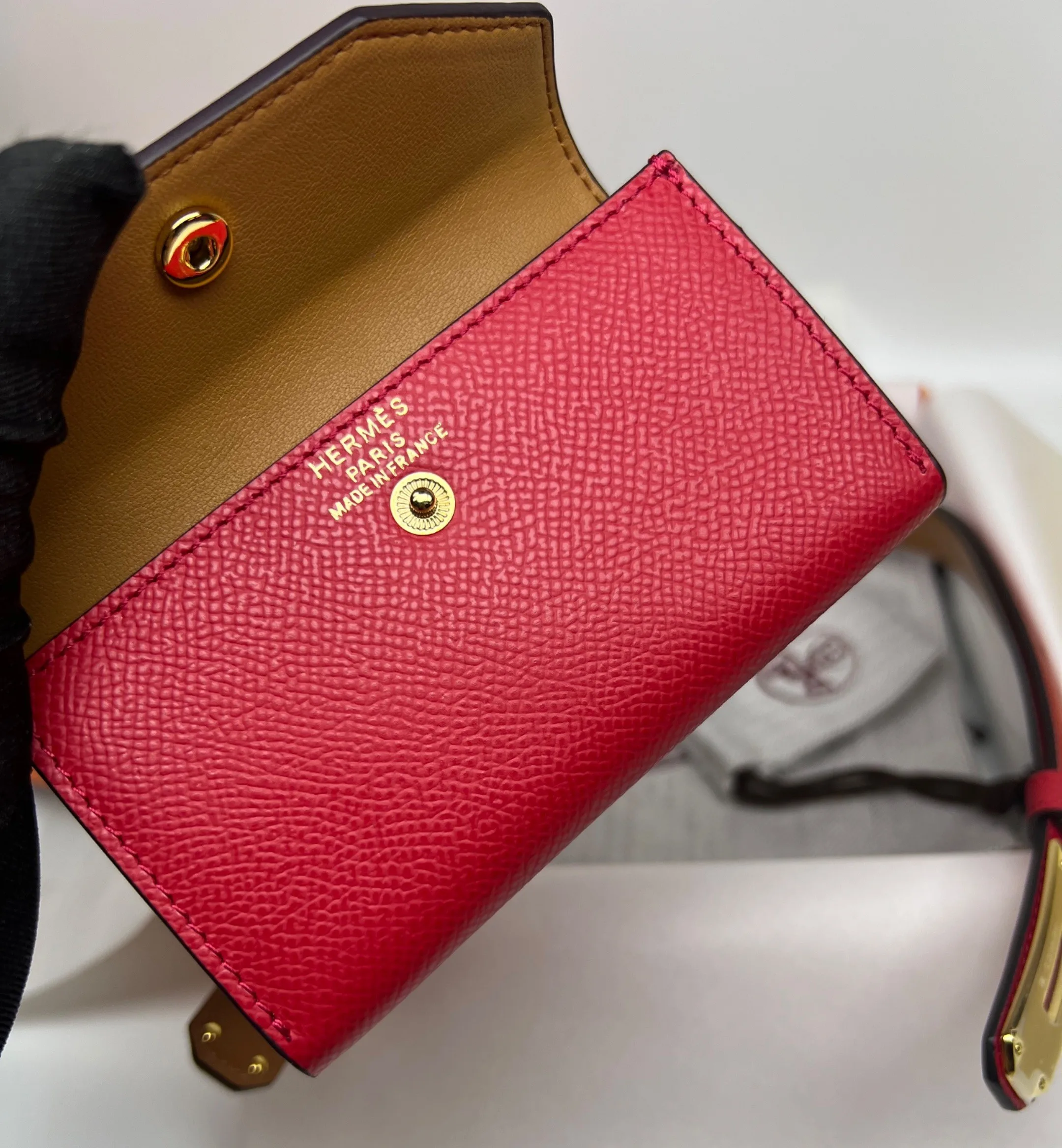Hermes Kelly Pocket 18 Belt Rouge Radieux - Image 4